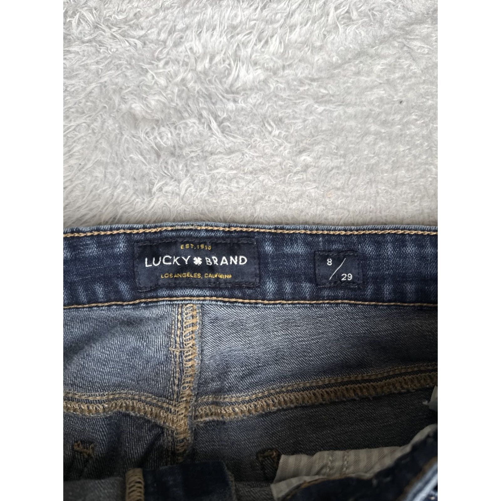 Lucky Brand Lucky Brand Sweet Straight Jeans Womens 8/29 Blue Wash Mid Rise Stretch 28x31 Jeans Mens? Size 30" / US 8 / IT 44 - 6 Thumbnail