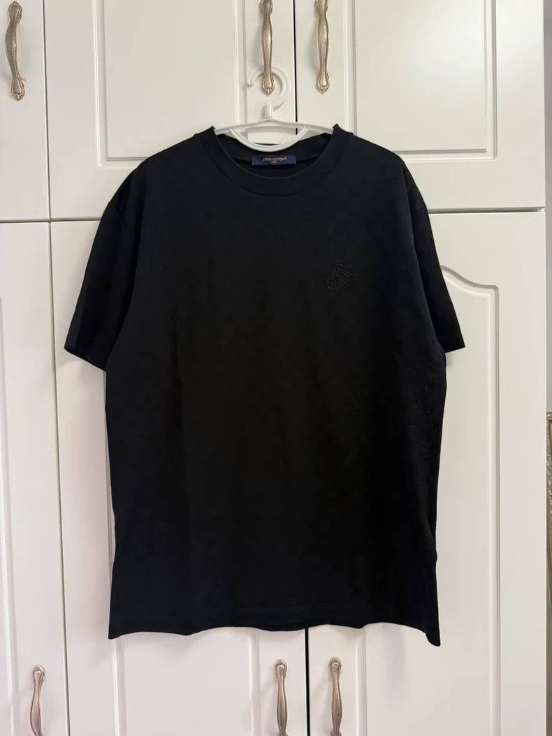 Louis Vuitton Louis Vuitton Checkerboard Logo Short Sleeve - dmc Size US L / EU 52-54 / 3 - 1 Thumbnail