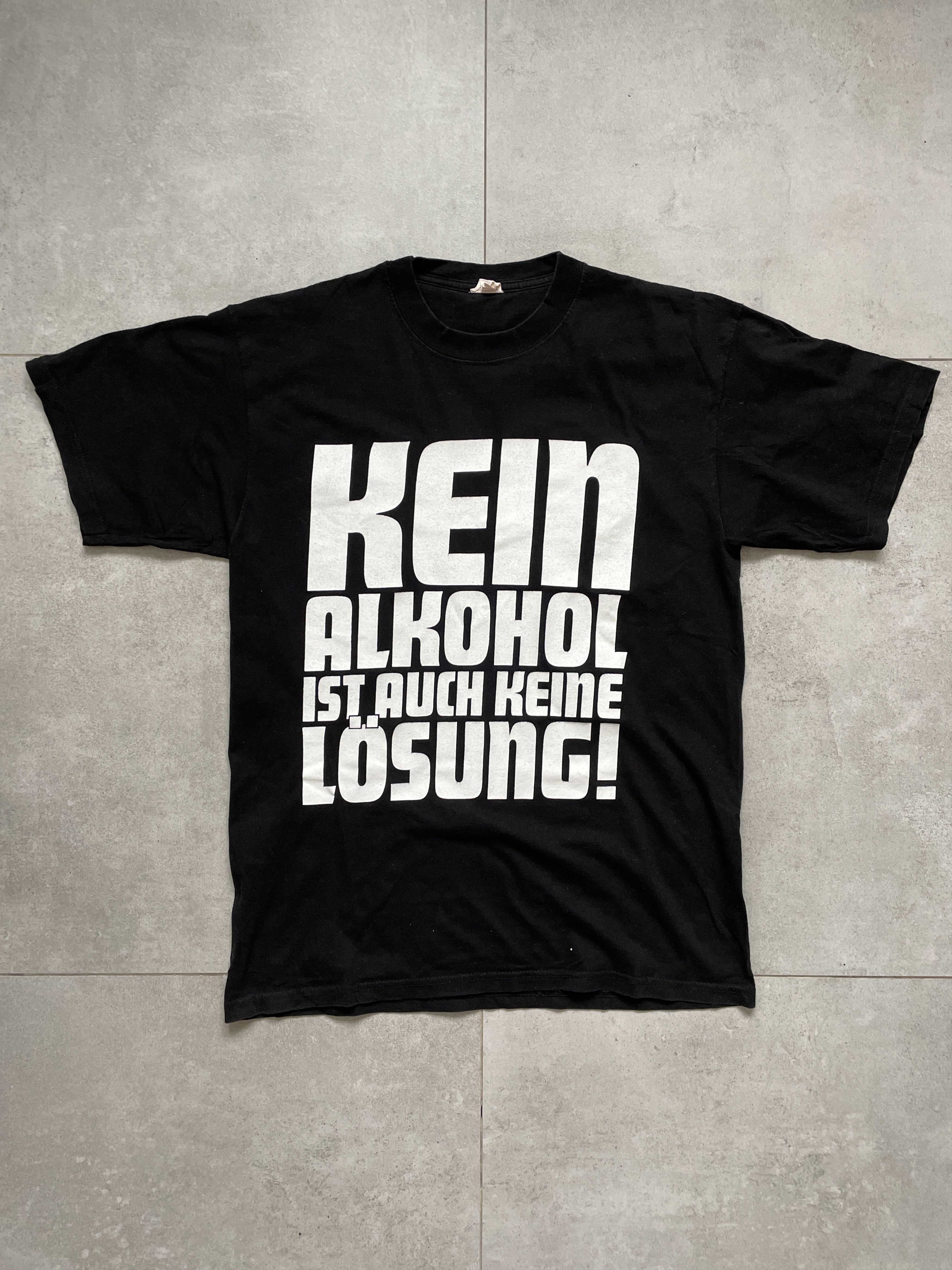 Band Tees VINTAGE TOTEN HOSEN NO ALCOHOL ISNT A SOLUTION TEE Size US L / EU 52-54 / 3 - 3 Thumbnail