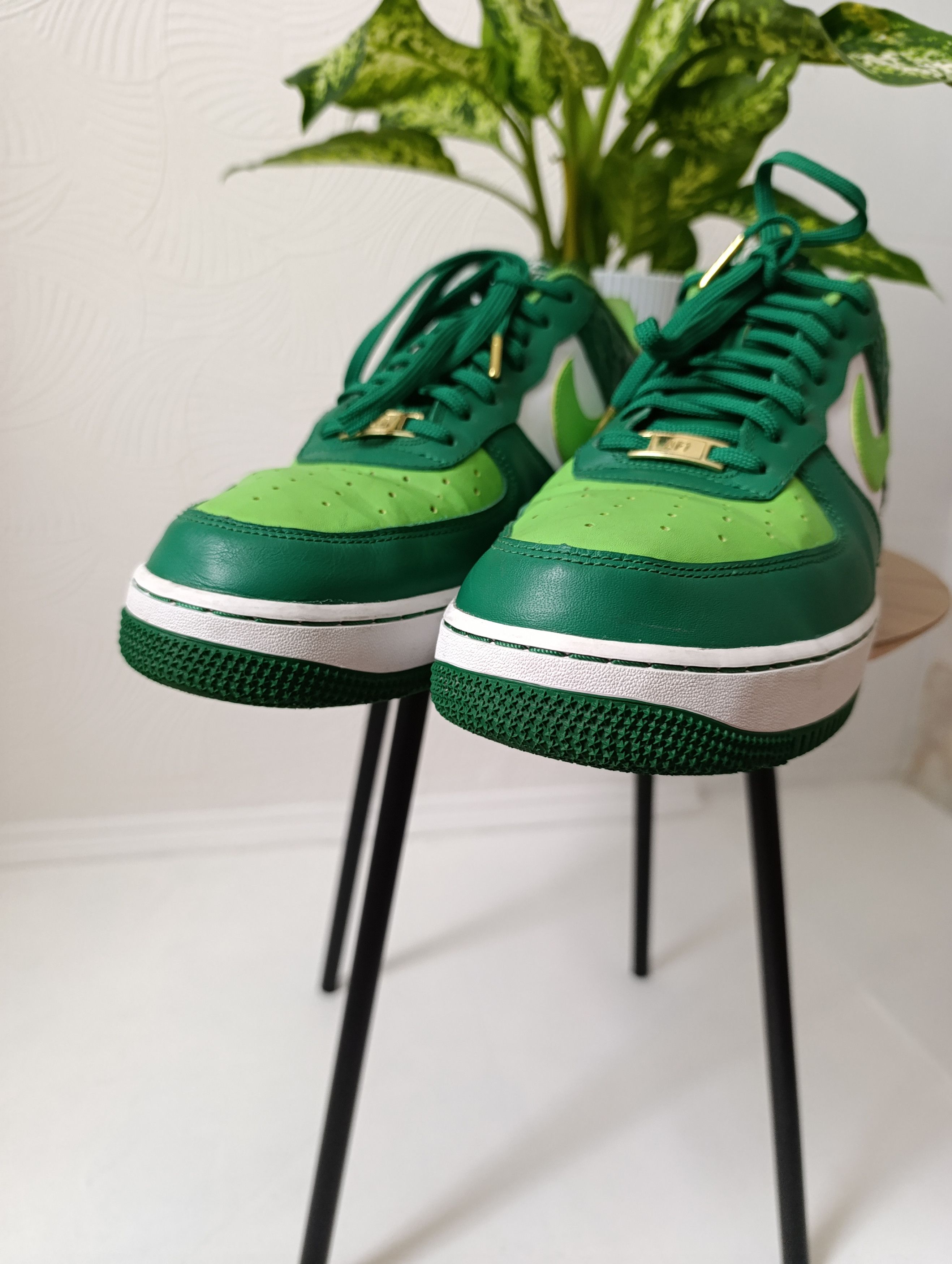 Nike NIKE AIR FORCE 1 LOW ST PATRICK'S DAY LIMITED EDITION Size US 13 / EU 46 - 9 Thumbnail