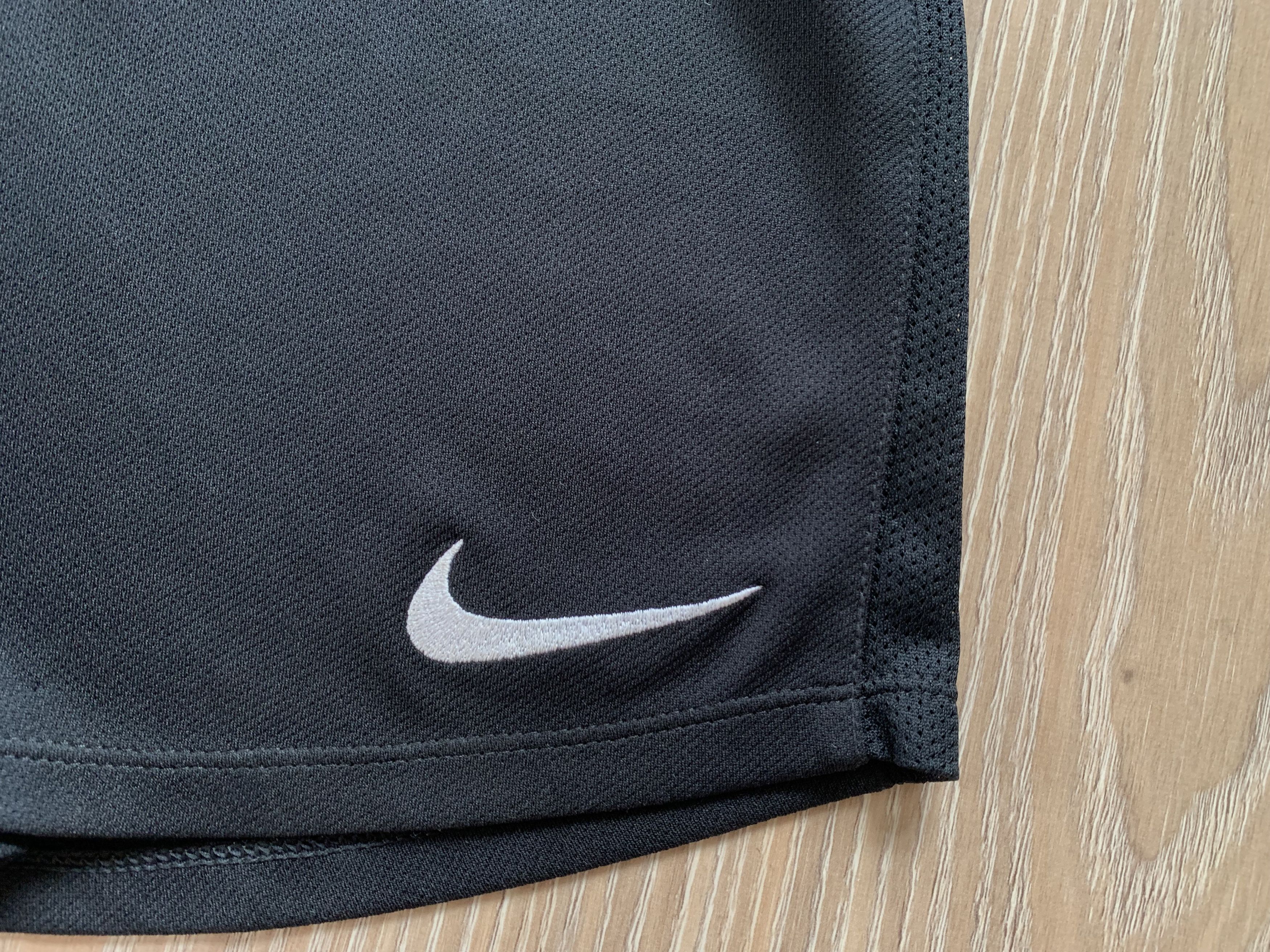 Nike Nike Black Training Shorts 2018 Size US 27 - 5 Thumbnail