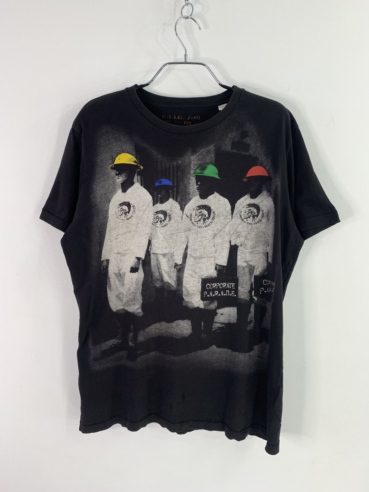 Diesel × Vintage Diesel Corporate P.A.R.A.D.E. Faded Y2K T-Shirt M Size US M / EU 48-50 / 2 - 1 Thumbnail