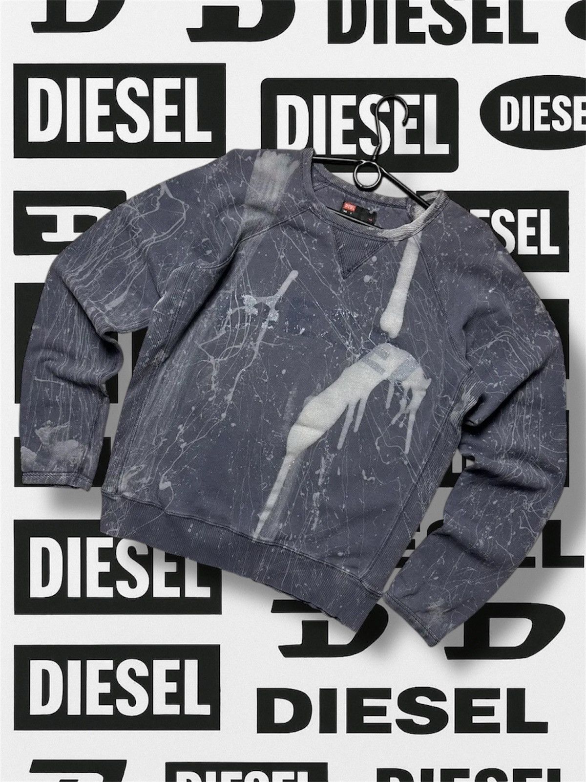Diesel Vintage Diesel sweatshirt distressed painting rare logo Size US S / EU 44-46 / 1 - 1 Thumbnail