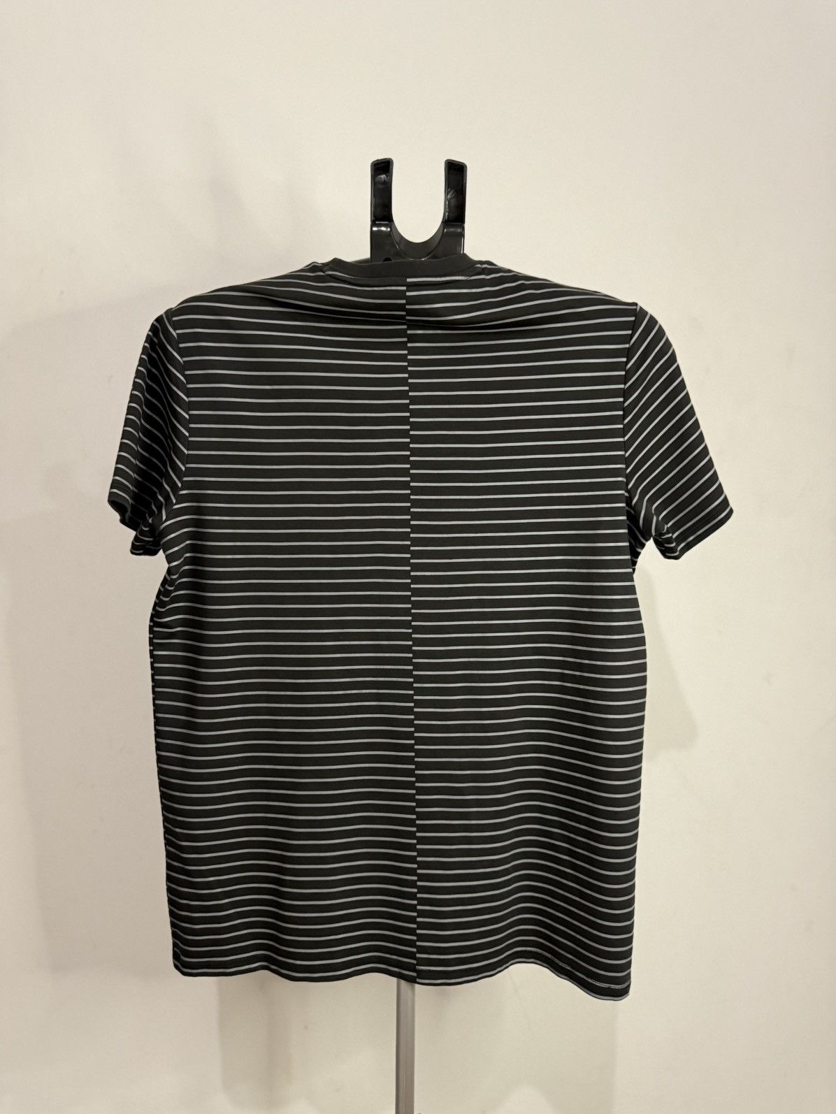 Armani Men's Armani Striped tshirt black L Size US L / EU 52-54 / 3 - 1 Thumbnail