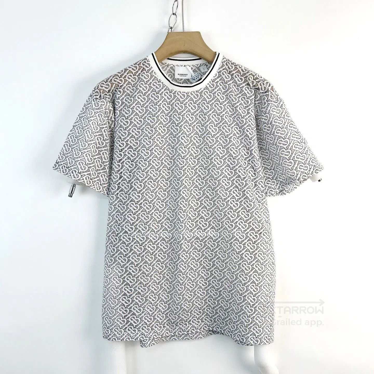 Burberry Burberry TB Logo Mesh Short-Sleeve Top. Size S / US 4 / IT 40 - 1 Thumbnail