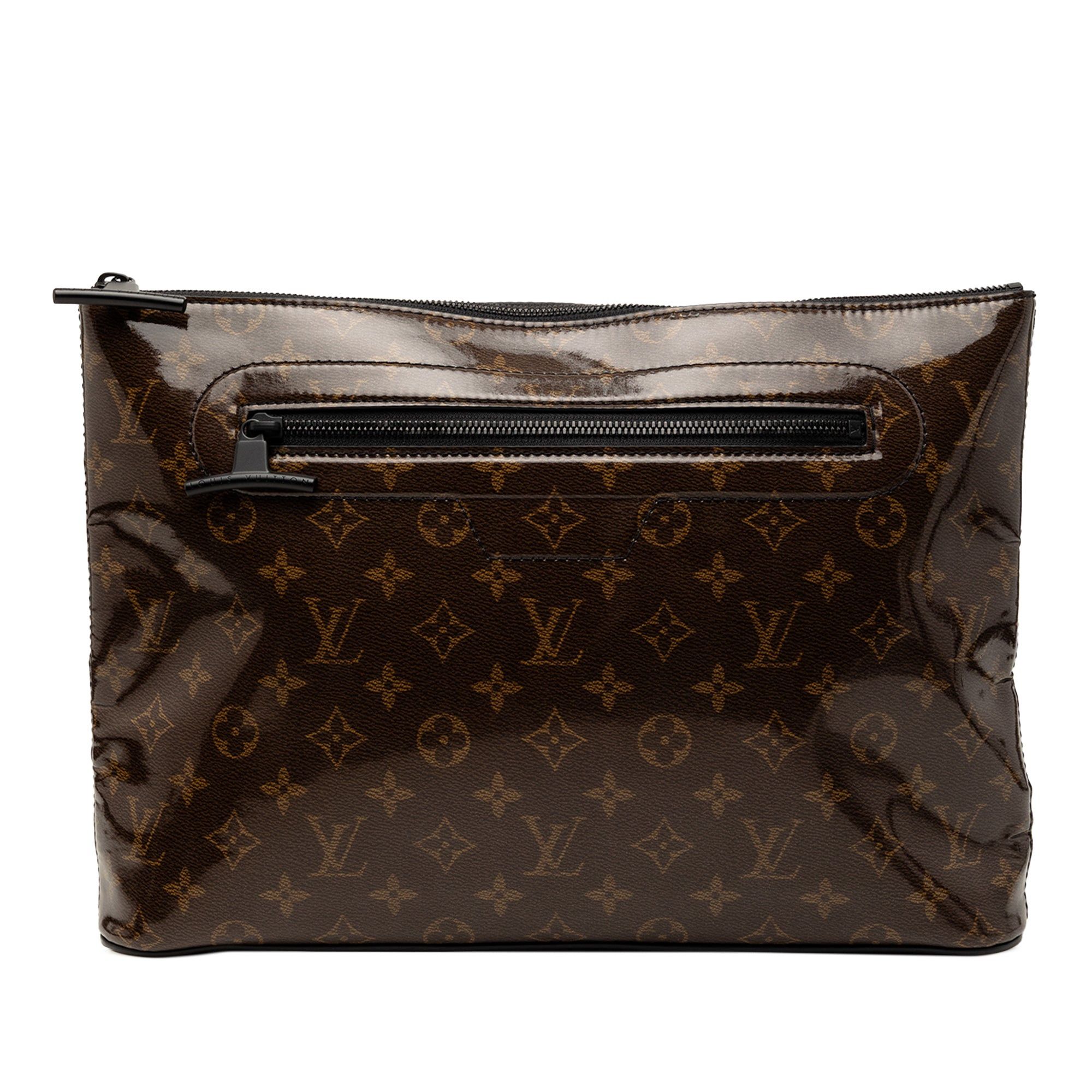 Louis Vuitton Monogram Glaze Pochette Cosmos Size ONE SIZE - 1 Thumbnail