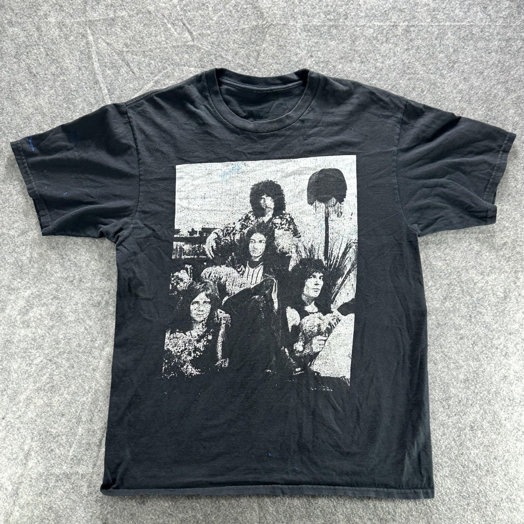 Vintage Rock Band Graphic Shirt Mens Medium Black Photo Print Vintage Style Tee Size US M / EU 48-50 / 2 - 2 Thumbnail
