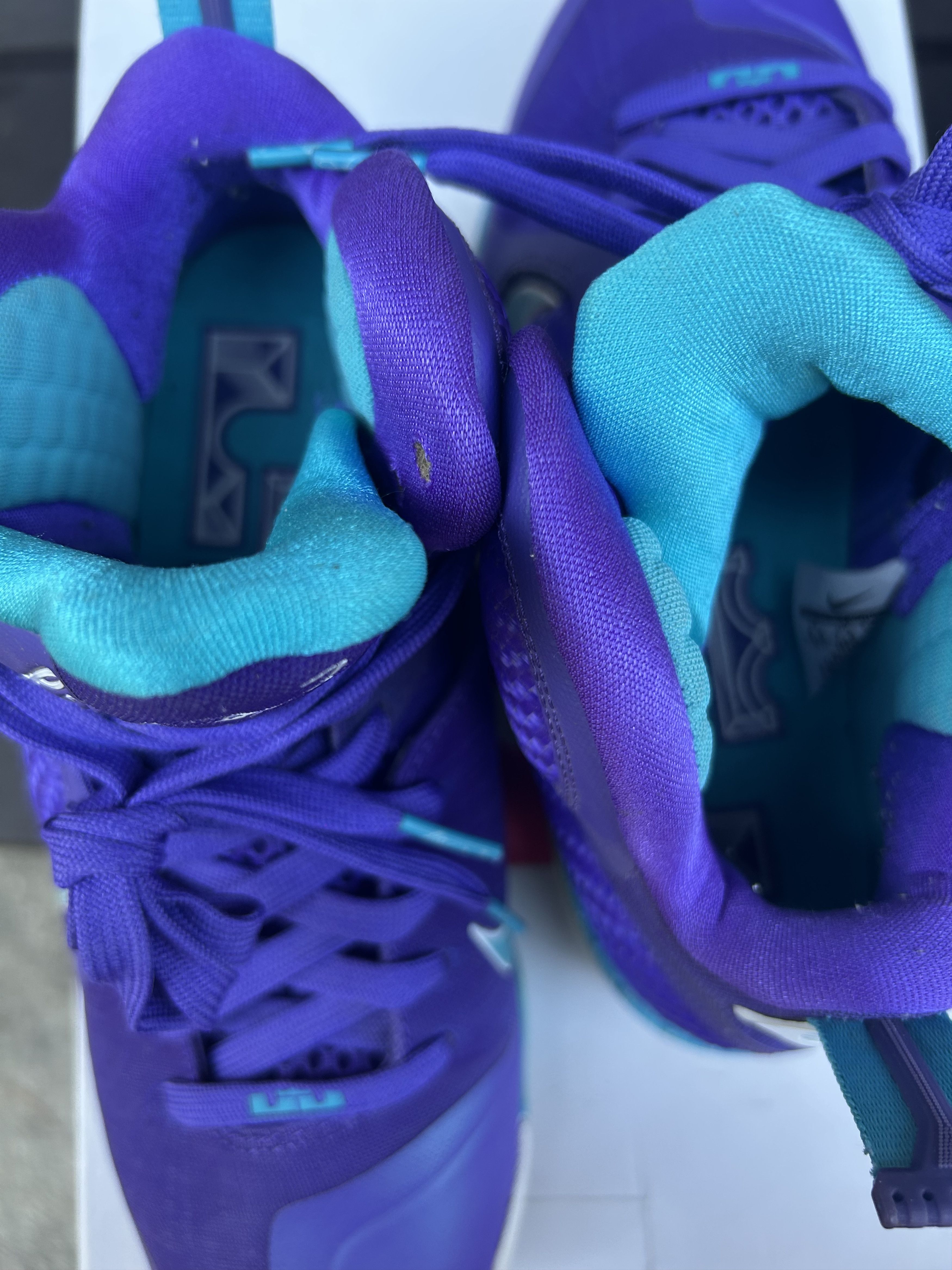 Nike Nike LeBron Summit 2012 Lake Hornets Purple Basketball 8.5 Size US 8.5 / EU 41-42 - 7 Thumbnail