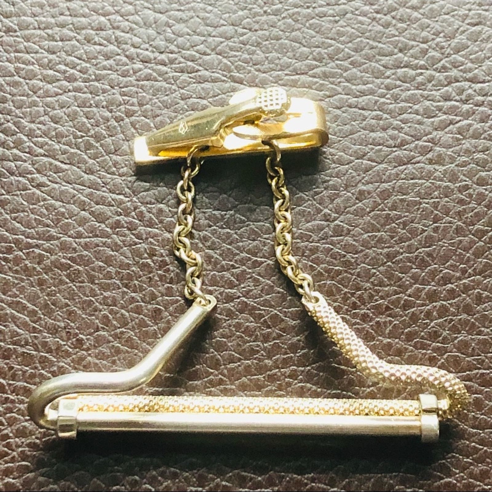 Vintage Vintage men’s gold tone expandable tie bar clip Size ONE SIZE - 7 Thumbnail
