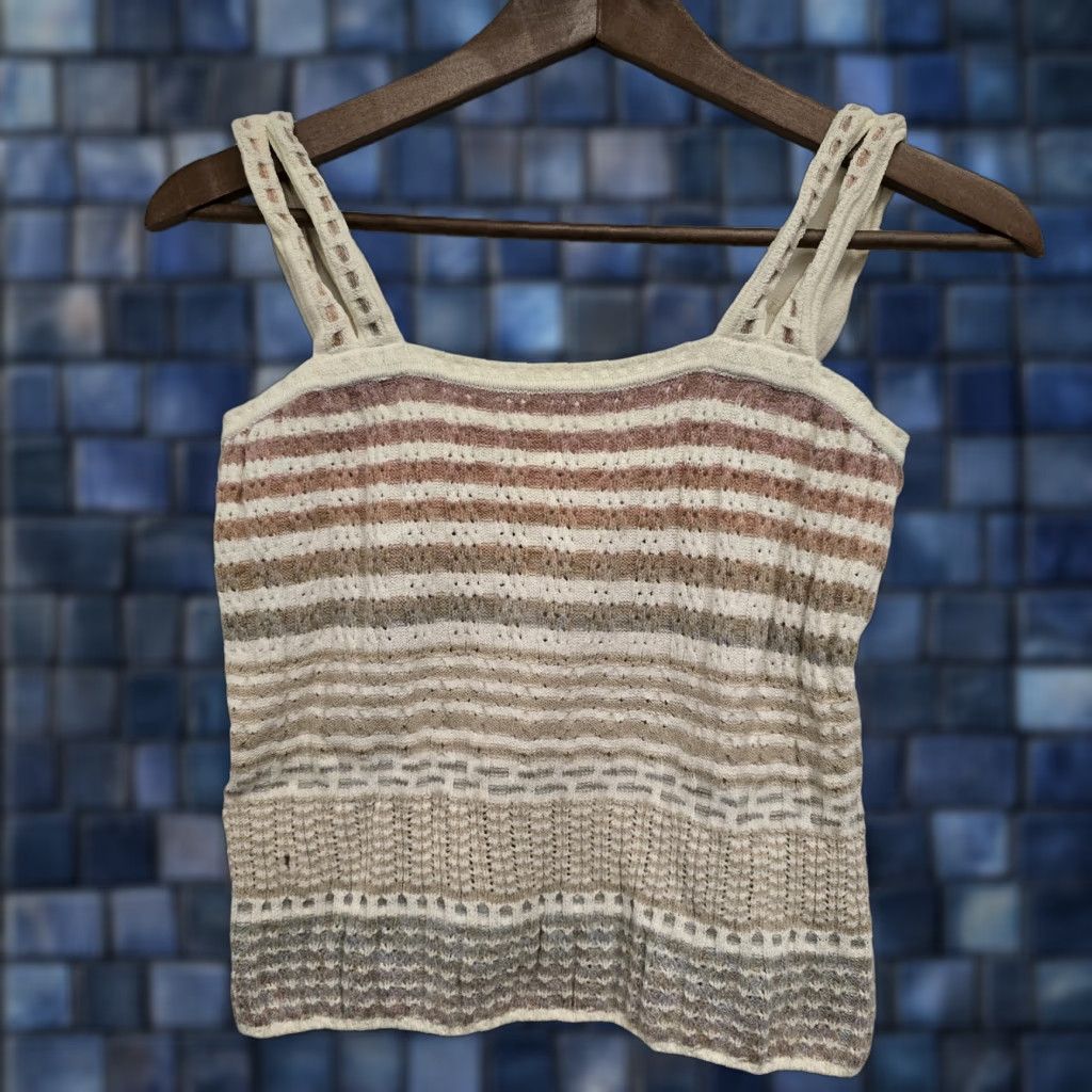 St. John VINTAGE St. John by Marie Gray Womens Tank Knit Sleeveless Crochet Ombre Pullover Sweetheart Neckline 90s Classic Designer Size S / US 4 / IT 40 - 1 Thumbnail