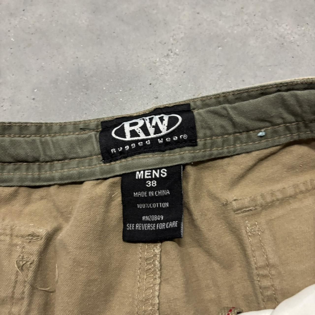 Japanese Brand × Vintage Vintage Y2K/2000s Grunge Khaki Brown Streetwear Summer Essential Cargo Shorts! Size US 36 / EU 52 - 6 Thumbnail