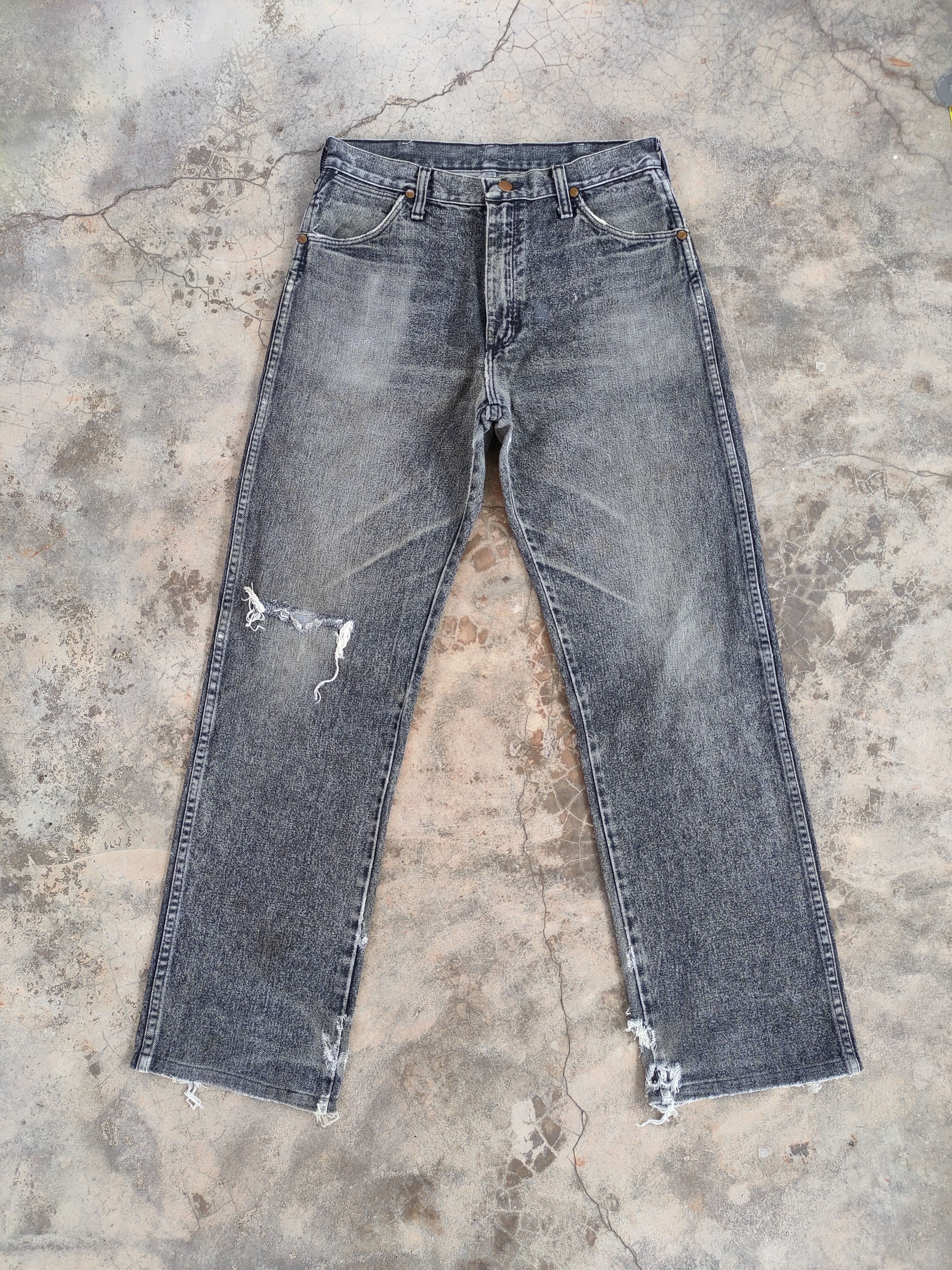 Vintage Wrangler Made In Usa Faded Ripped Jeans Denim Pants in Black, Men’s (Size 31)