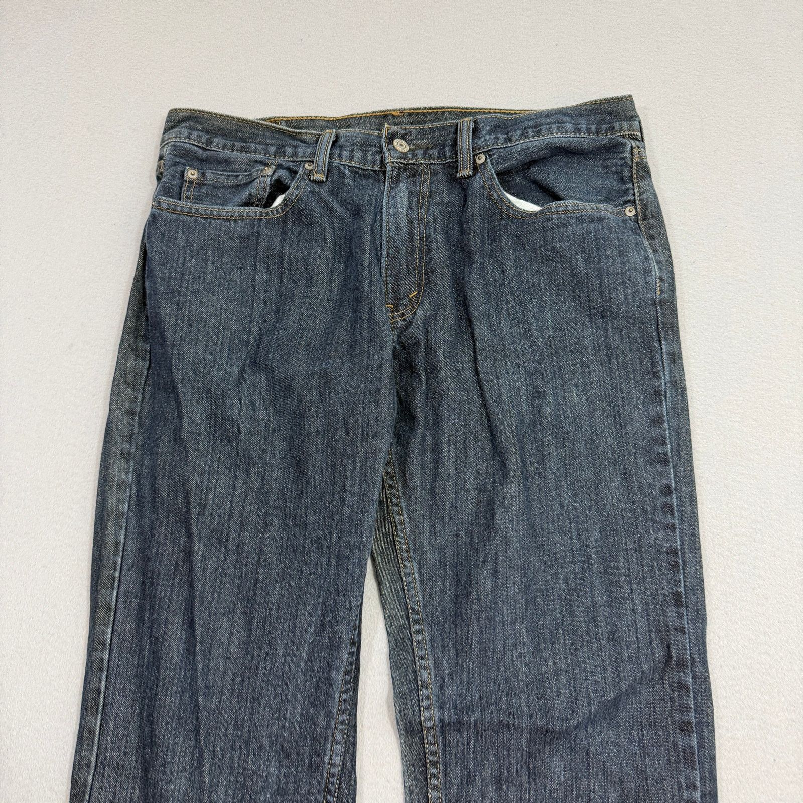 Levi's Vintage Levis 559 Jeans Men's 34x34 Relaxed Straight Loose Size US 34 / EU 50 - 2 Thumbnail