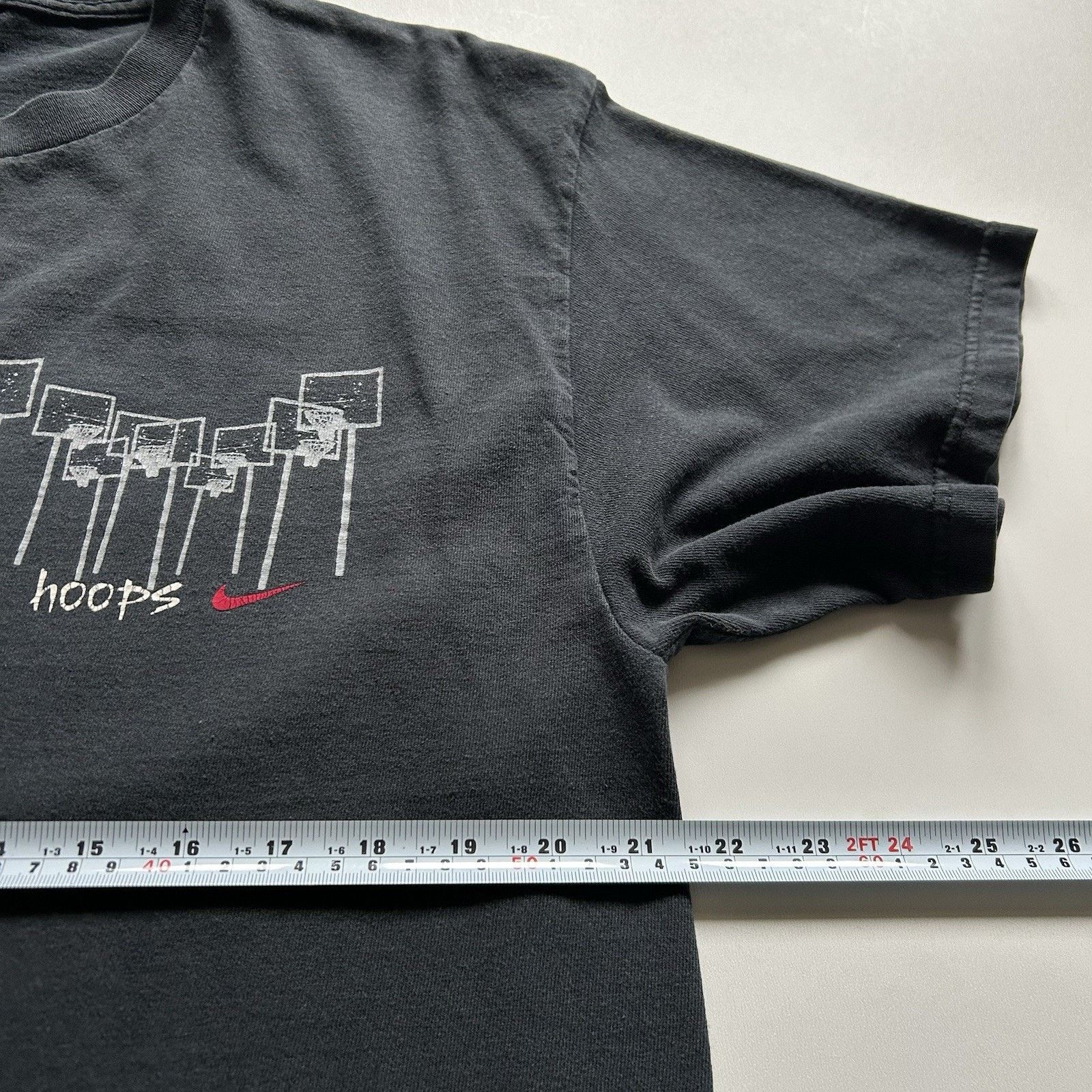 Nike Vintage Nike T Shirt Large Y2K Basketball Hoops Faded Black Size US L / EU 52-54 / 3 - 3 Thumbnail