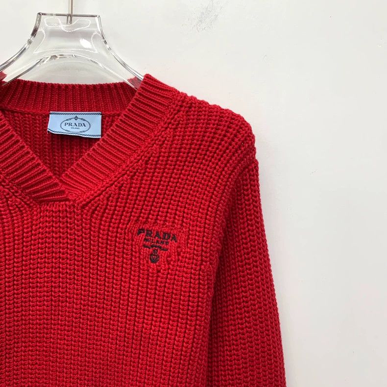 Prada Prada 22 red logo letter embroidered cotton V-neck long-sl Size XS / US 0-2 / IT 36-38 - 3 Thumbnail
