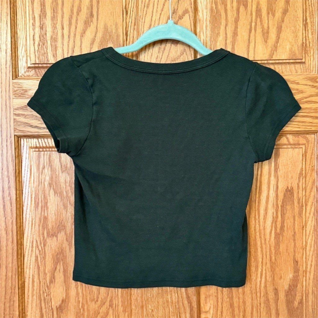 Pacsun John Galt T-Shirt Womens Size S Green Cropped Short Sleeve Size S / US 4 / IT 40 - 2 Thumbnail