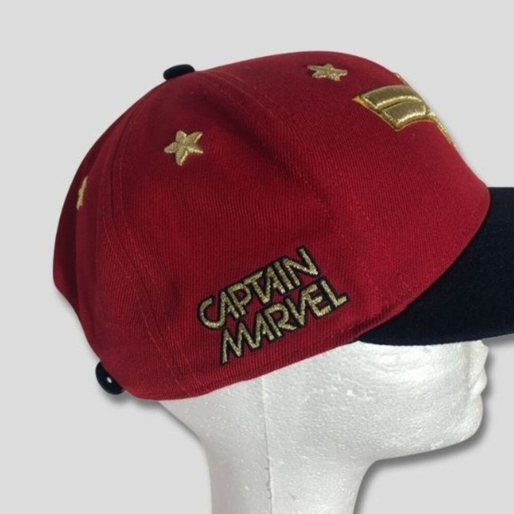 Marvel Comics NWOT Marvel Captain Hat Starred Badge Snapback Red/Yellow Size ONE SIZE - 2 Thumbnail