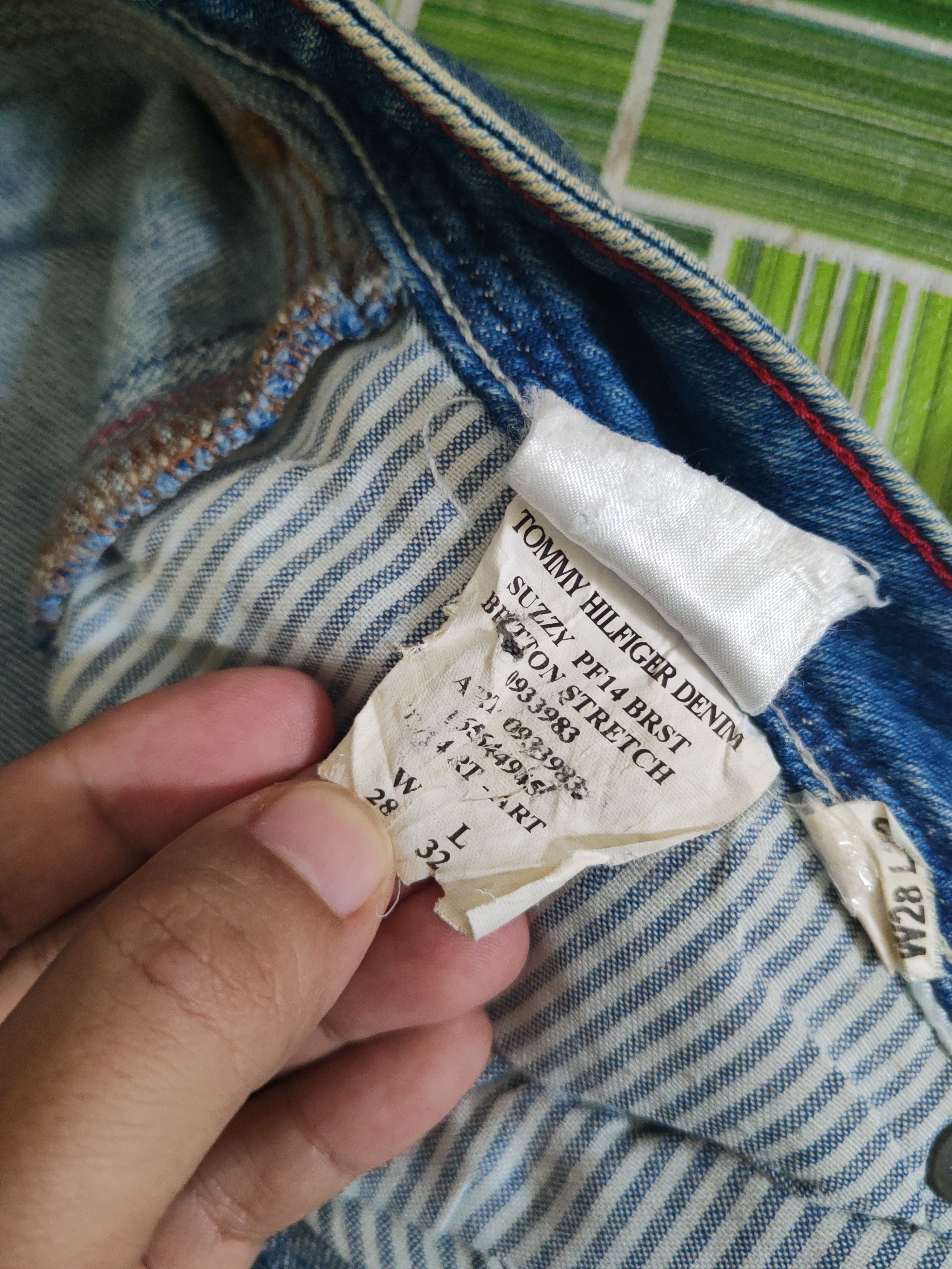Tommy Hilfiger DL Tommy Hilfiger Blue Distressed Ripped Jeans #46-087 Size 28" / US 6 / IT 42 - 17 Thumbnail