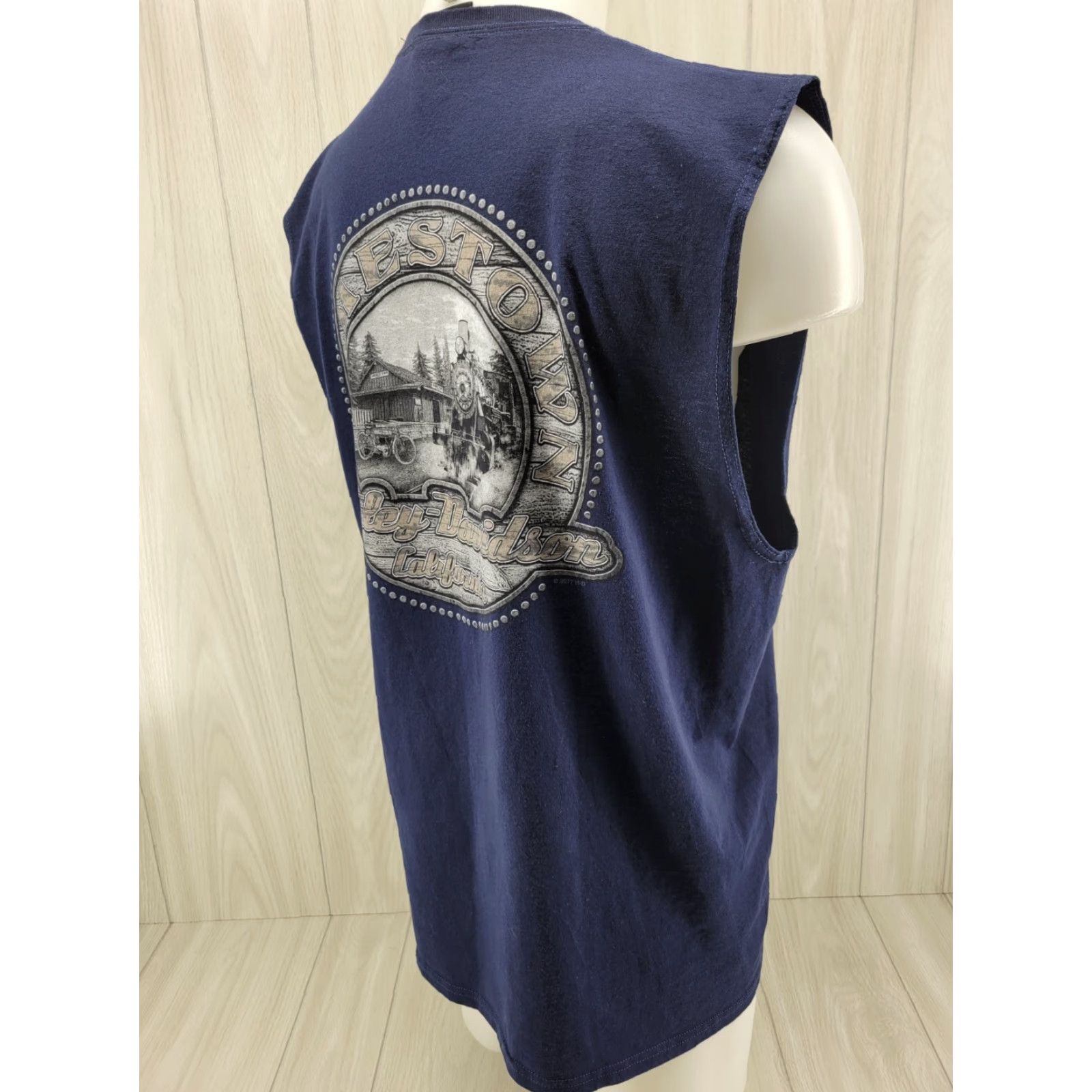Harley Davidson Harley-Davidson Men T-Shirt Blue Tank Top Graphic Jamestown California XL Shirt Men Regular Size XL Blue Harley-Davidson Logo Graphic Print Size US XL / EU 56 / 4 - 4 Thumbnail