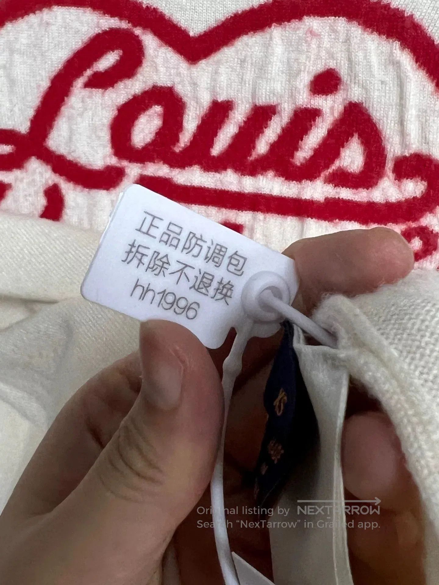 Louis Vuitton Louis Vuitton Nigo Beige Heart Turtleneck. Size XS / US 0-2 / IT 36-38 - 5 Thumbnail