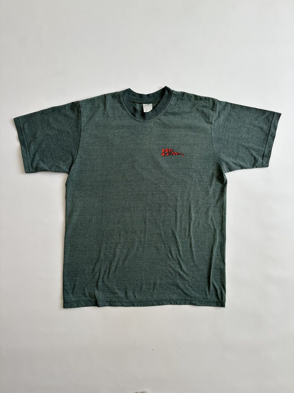 No Fear No Fear Vintage T-shirt Bee big back logo 90s Size US L / EU 52-54 / 3 - 2 Thumbnail