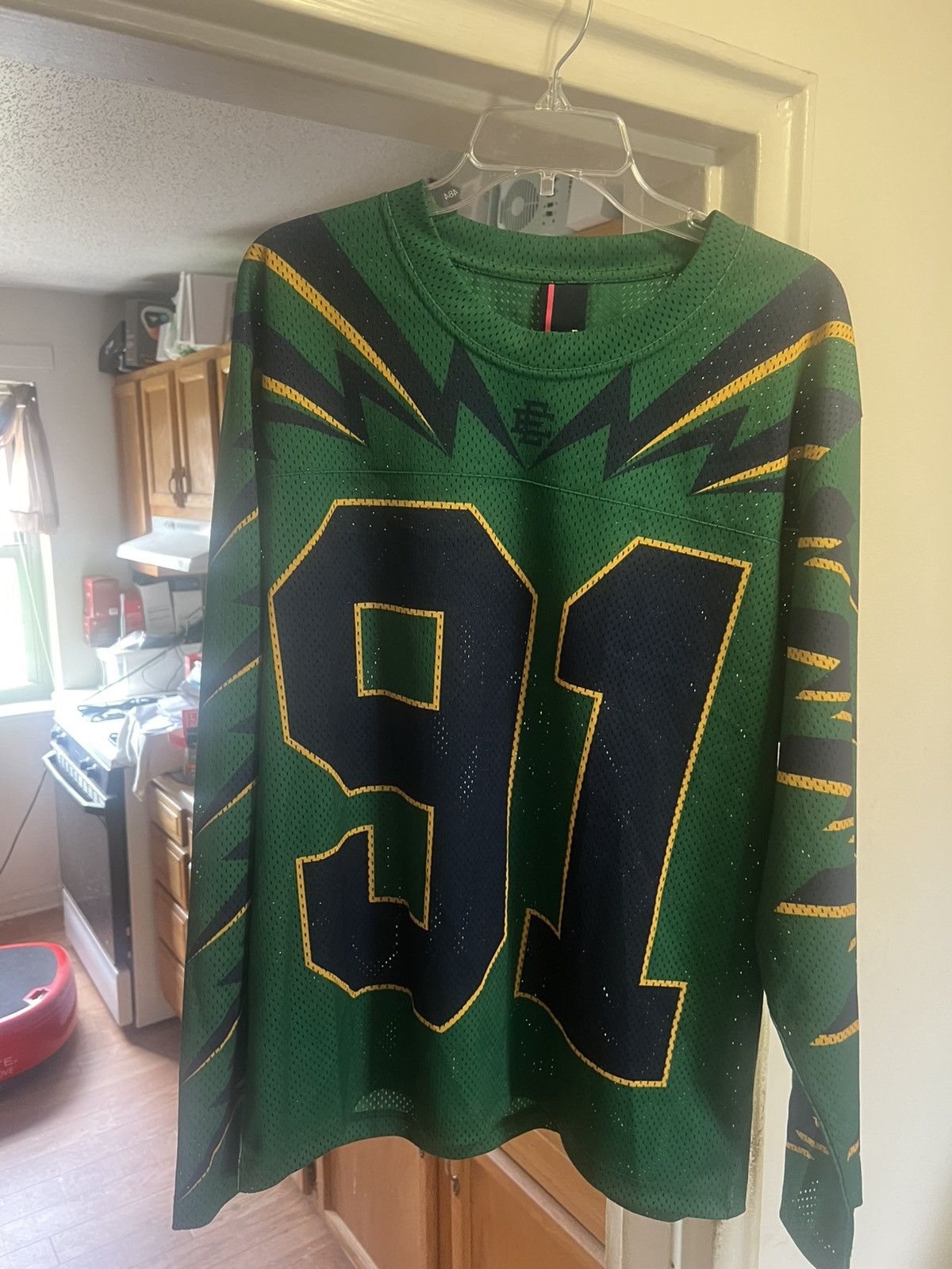 Eric Emanuel Eric Emanuel sport jersey 91 green & yellow large Size US L / EU 52-54 / 3 - 1 Thumbnail
