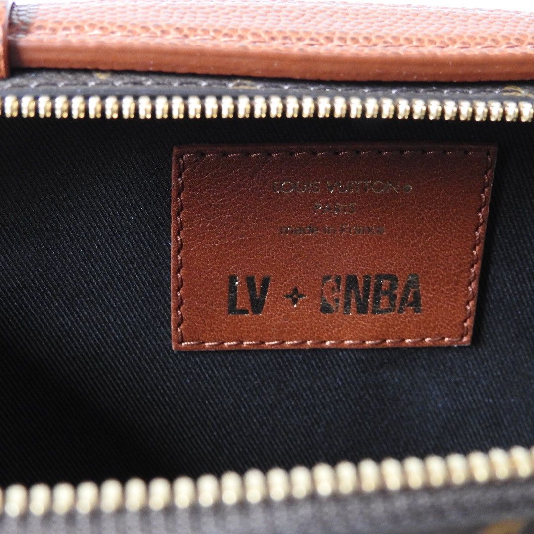 Louis Vuitton × NBA LIMITED LV X NBA "MONOGRAM" LEGACY HANDLE TRUNK Size ONE SIZE - 17 Thumbnail