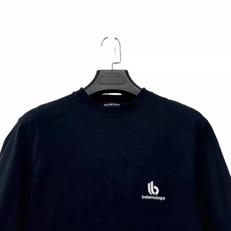 Balenciaga Balenciaga Embroidery destroys black short sleeves Size US S / EU 44-46 / 1 - 3 Thumbnail