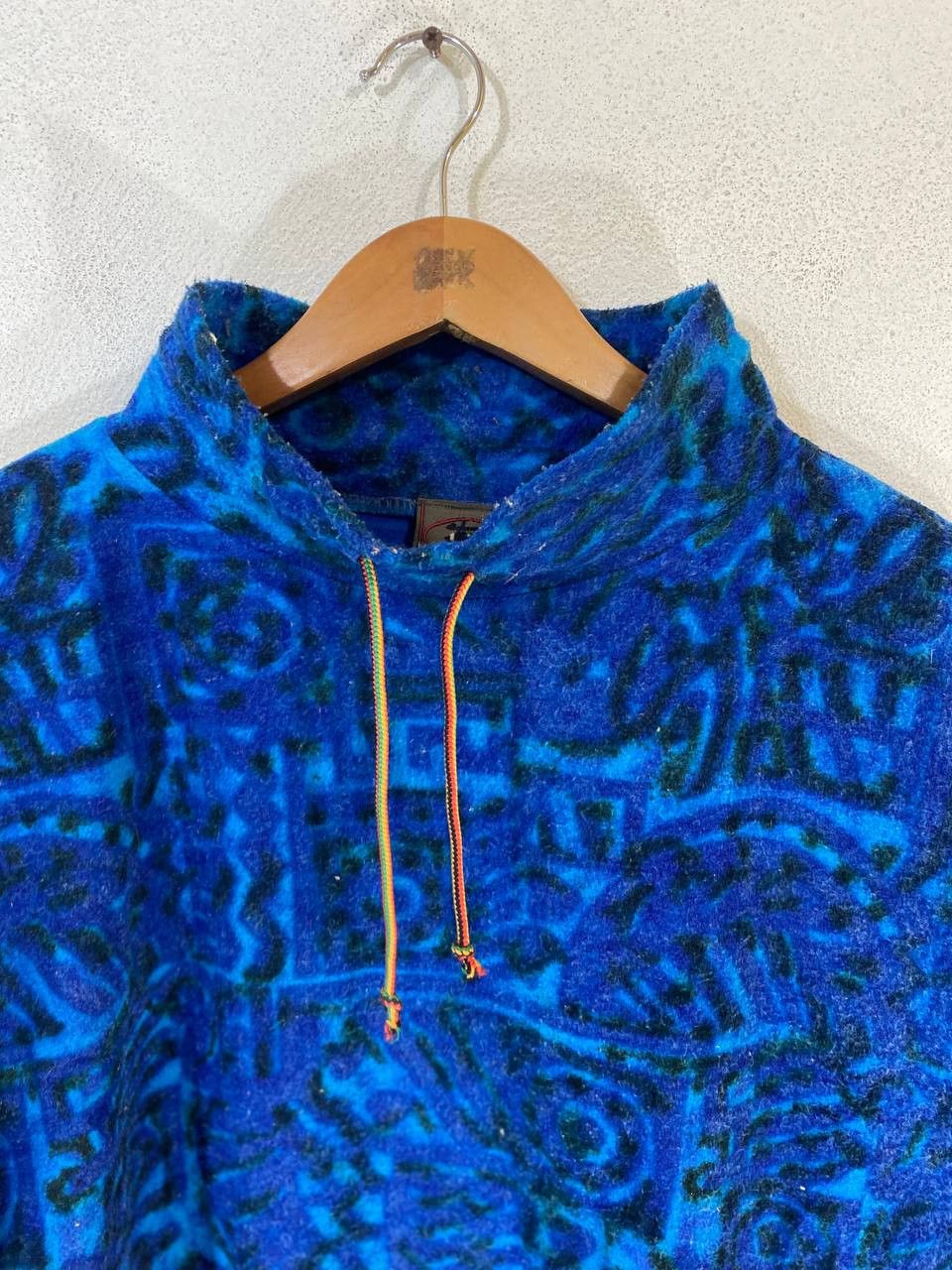 Japanese Brand vintage japanese brands fleece sweater very nice design Size US M / EU 48-50 / 2 - 3 Thumbnail