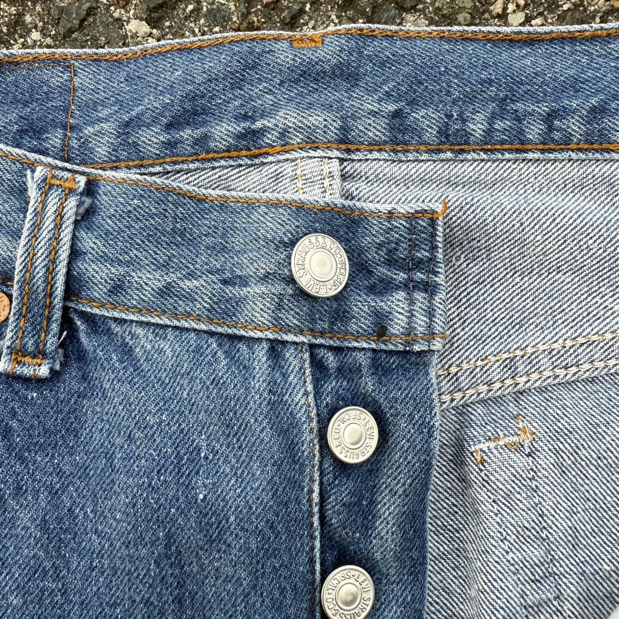 Levi's Vintage Clothing W30 VINTAGE LEVI'S 501 USA BLUE JEAN DENIM PANTS Size US 30 / EU 46 - 8 Thumbnail