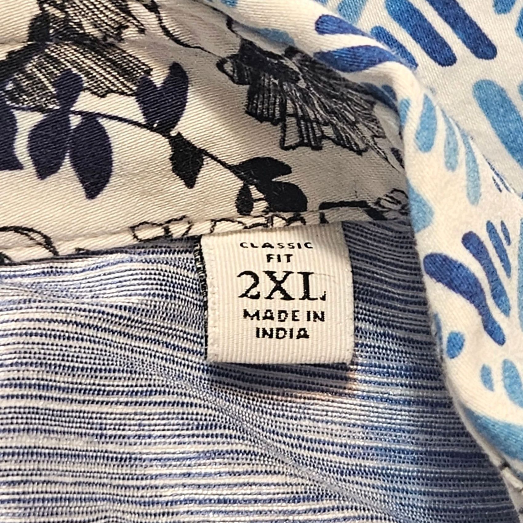 Robert Graham Robert Graham Geometric Blue White Short Sleeve Button Down 2XL Classic Fit Mens Shirt Size US 39 - 5 Thumbnail