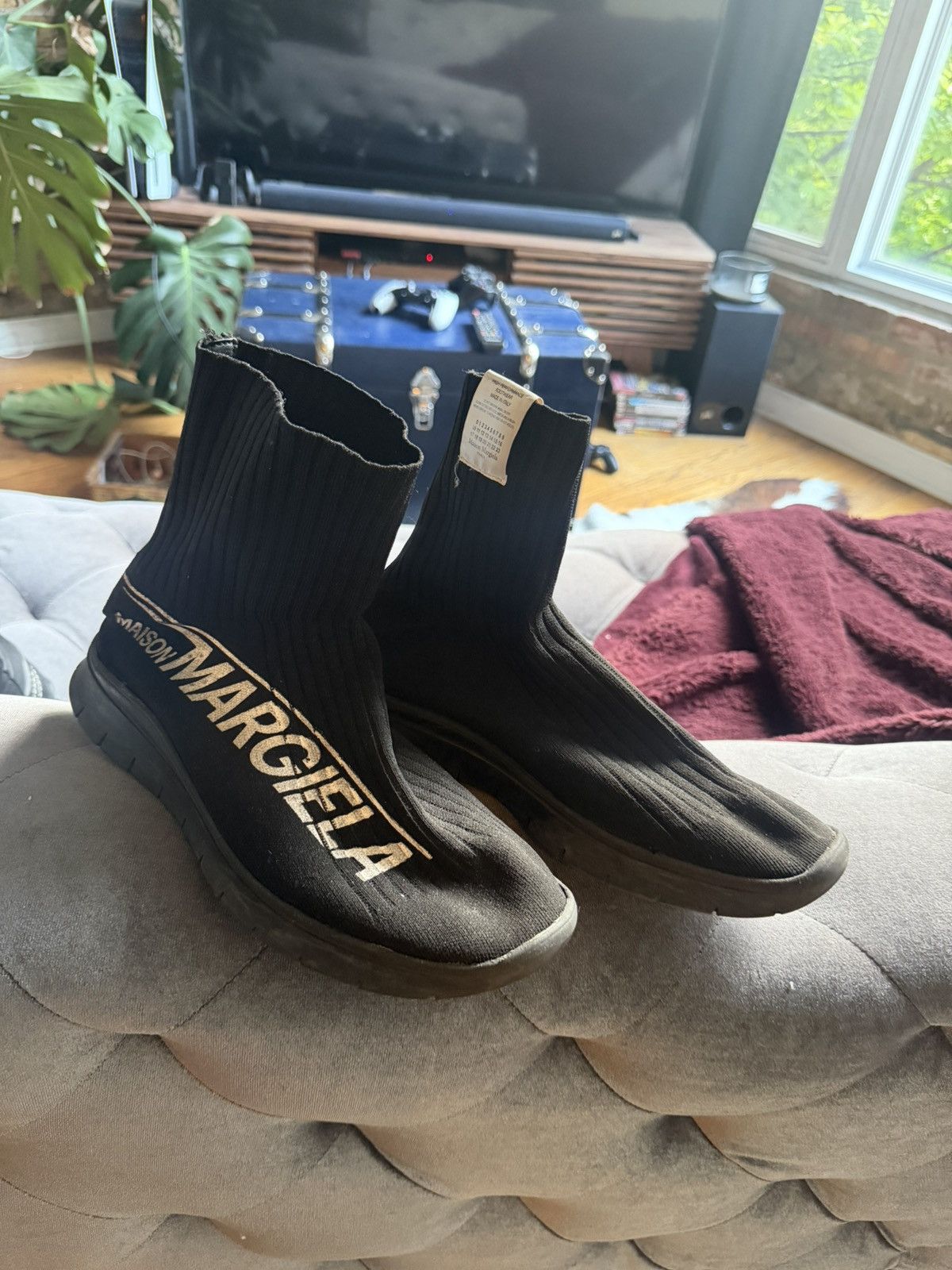 Maison Margiela Maison Margiela Sock Sneaker Size US 11 / EU 44 - 1 Thumbnail