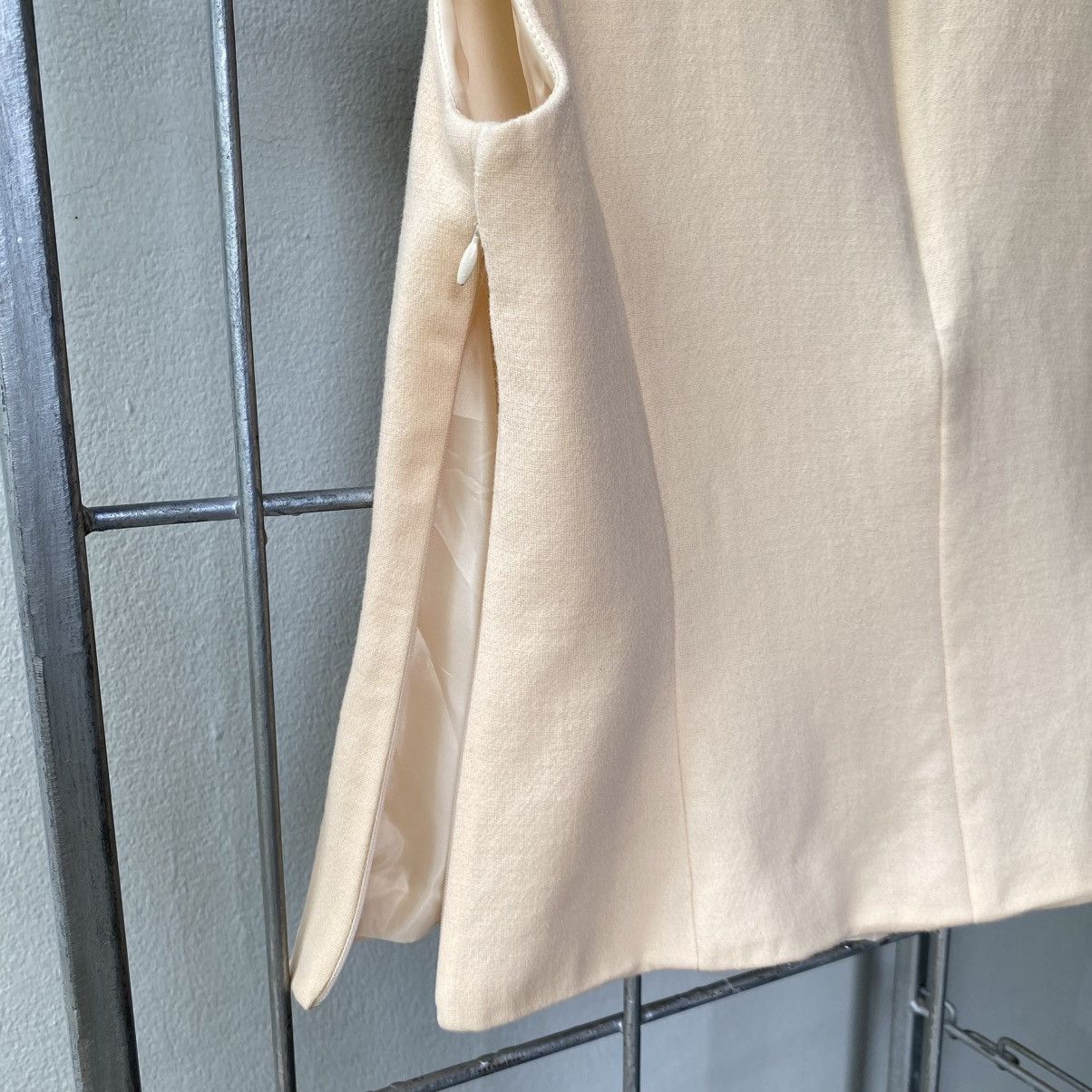 Pierre Cardin Pierre Cardin Beige Sleeveless Blouse Size S / US 4 / IT 40 - 15 Thumbnail