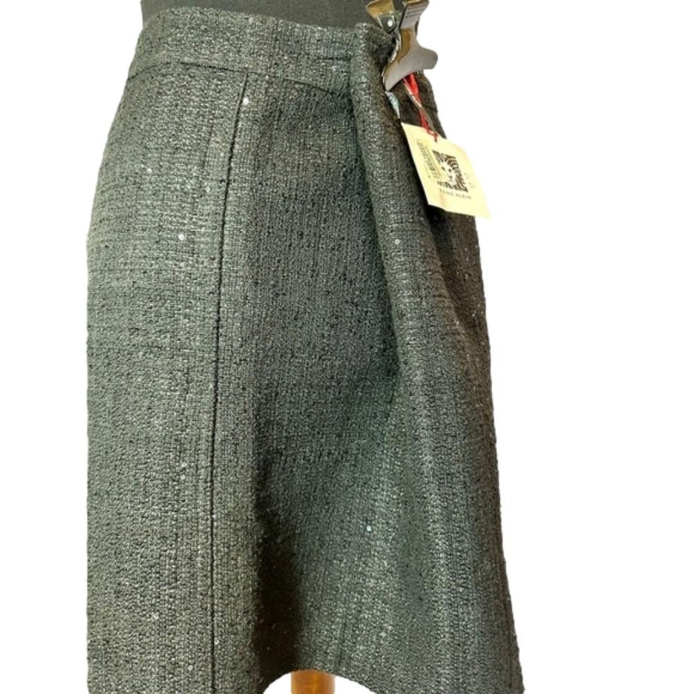 Designer Chic Tweed Mini Skirt - Perfect for Any Occasion Size 32" / US 10 / IT 46 - 2 Thumbnail