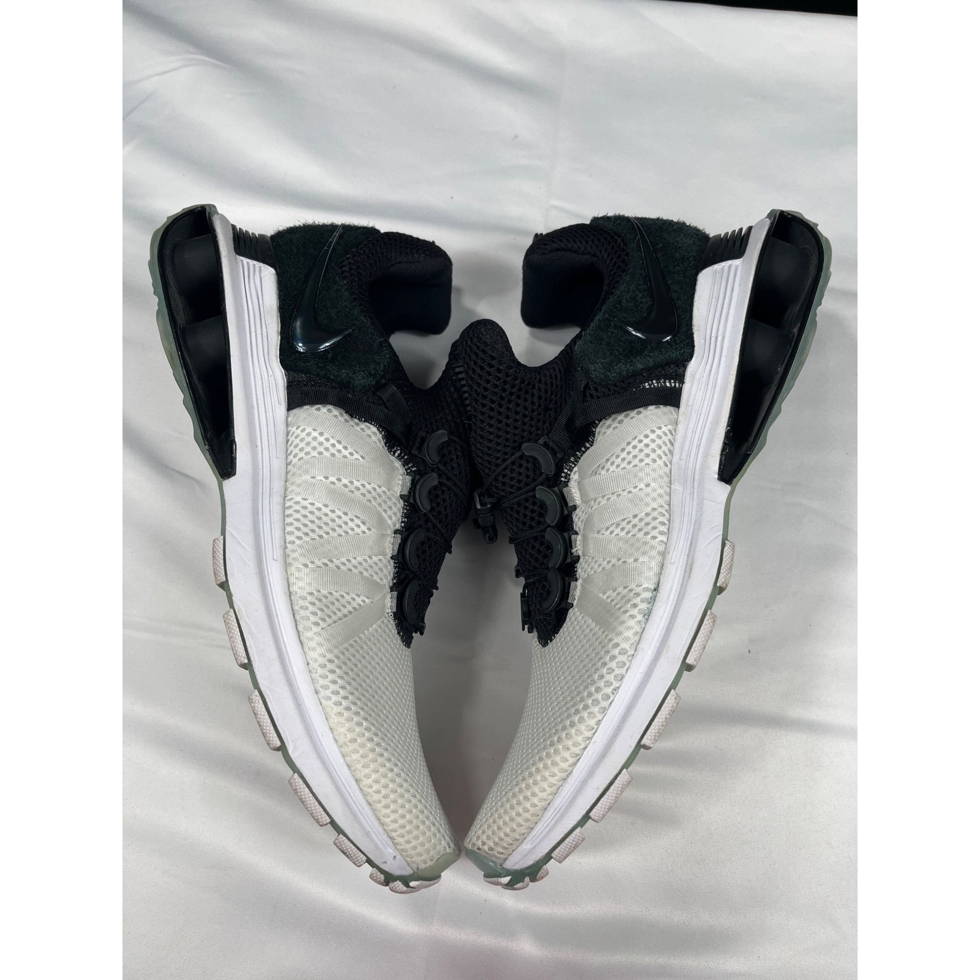 Nike Nike Mens Black and white Shox Gravity Shoes Size 11.5 SKU 7 Size US 11.5 / EU 44-45 - 3 Thumbnail