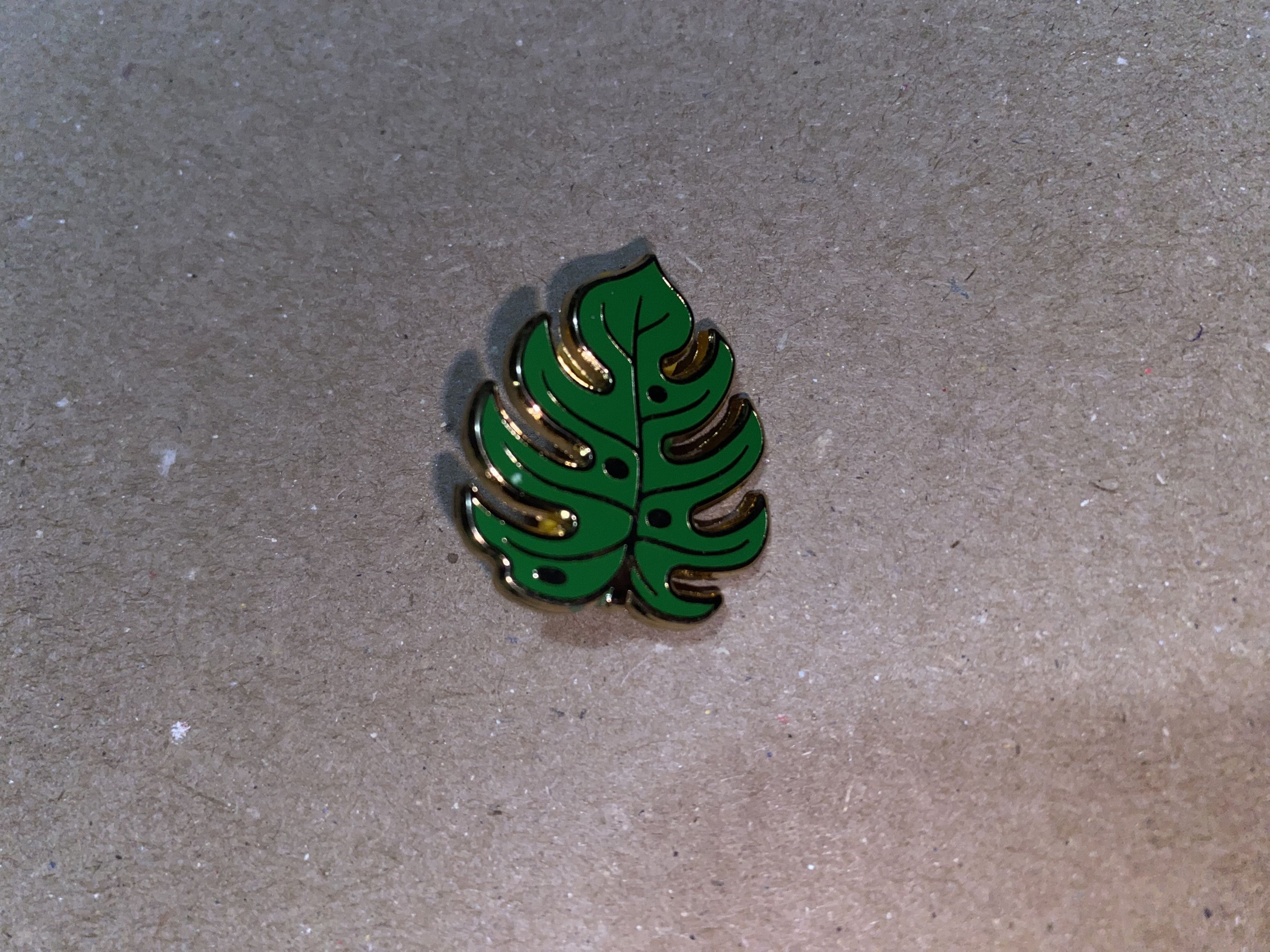 Other Monstera LEAF Plant Lapel Pin hat clothing jacket Cool ! usa Size ONE SIZE - 1 Thumbnail