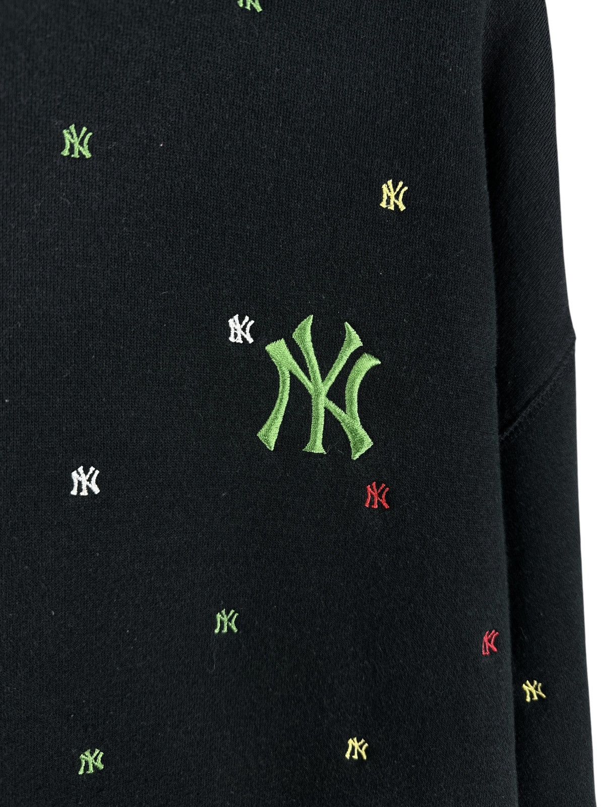 New York Yankees Vintage New York Yankees Majestic MLB Black Hoodie Multilogo Size US XL / EU 56 / 4 - 8 Thumbnail