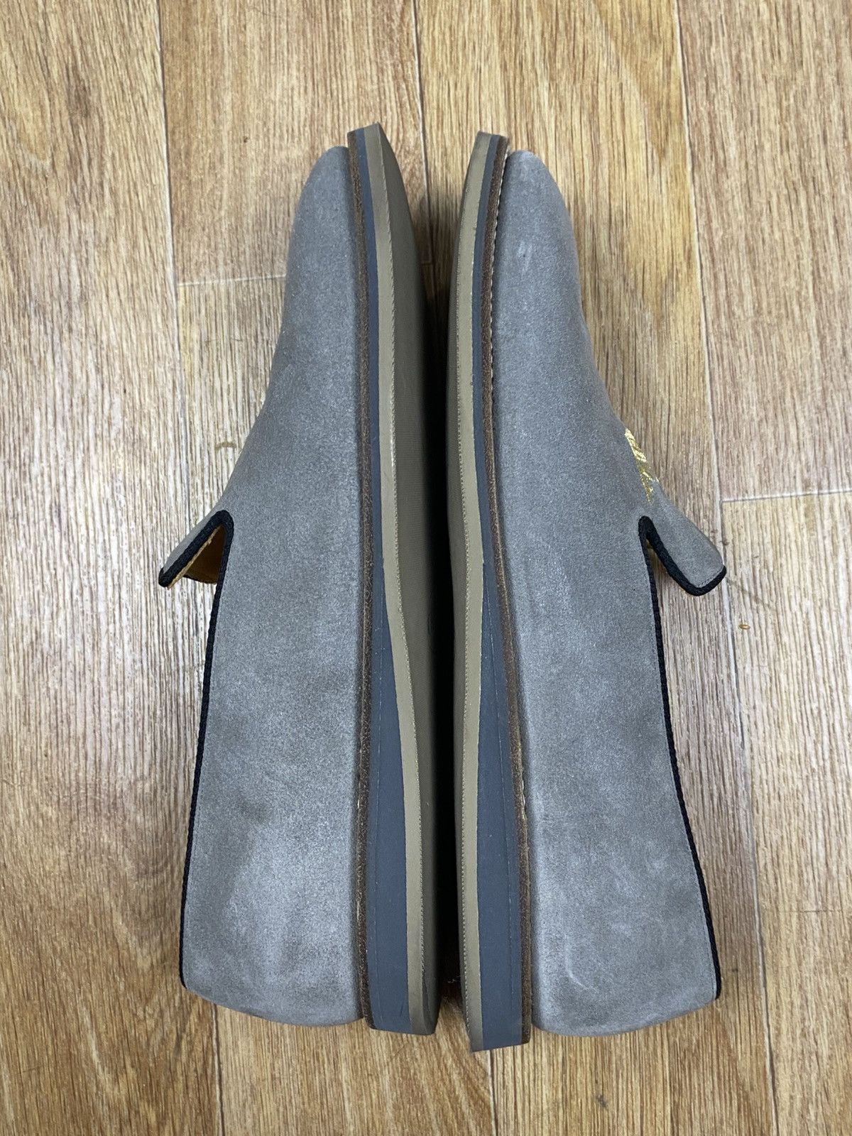 Church's Church’s Grey Suede Embroidered Crown Logo Slipper Shoes 42 Size US 9 / EU 42 - 10 Thumbnail