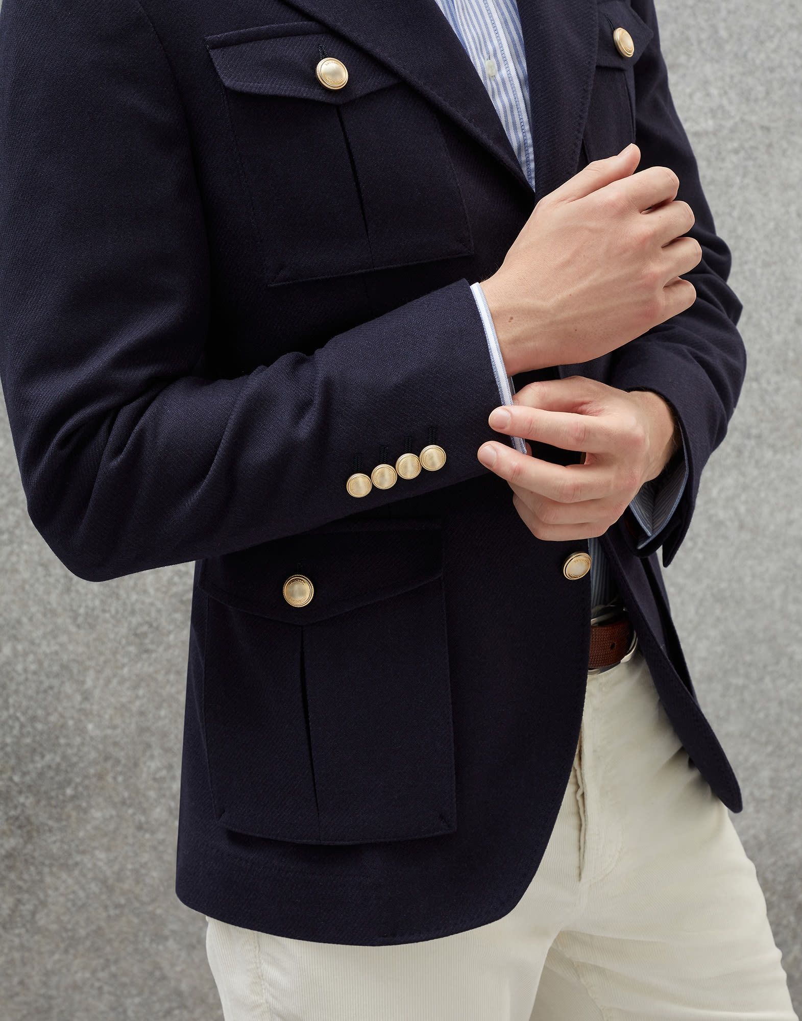 Brunello Cucinelli o1w1db10225 Diagonal Blazer With Safari-Style Pockets Navy Size US S / EU 44-46 / 1 - 2 Thumbnail