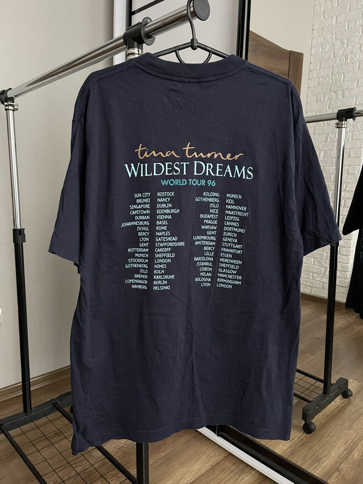Band Tees 1996 Tina Turner Wildest Dreams Vintage Tour Rock T-Shirt Size US XL / EU 56 / 4 - 6 Thumbnail