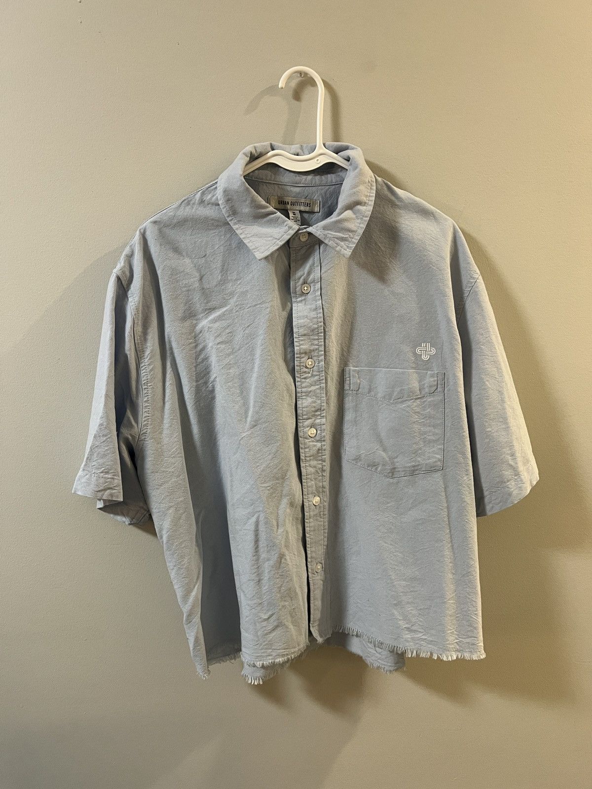Urban Outfitters UO Blue Cropped Button Tee Size US M / EU 48-50 / 2 - 1 Thumbnail