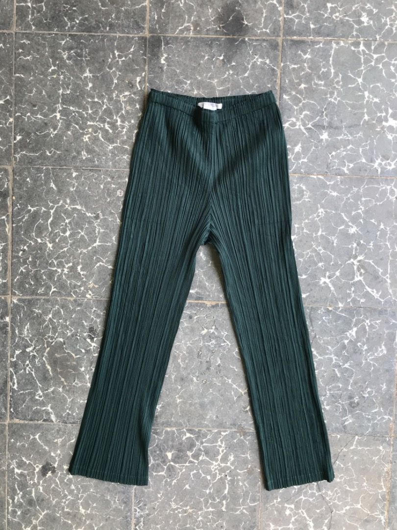 Pleats Please Issey Miyake Issey Miyake Pleats Please Pants Size 30" / US 8 / IT 44 - 1 Thumbnail