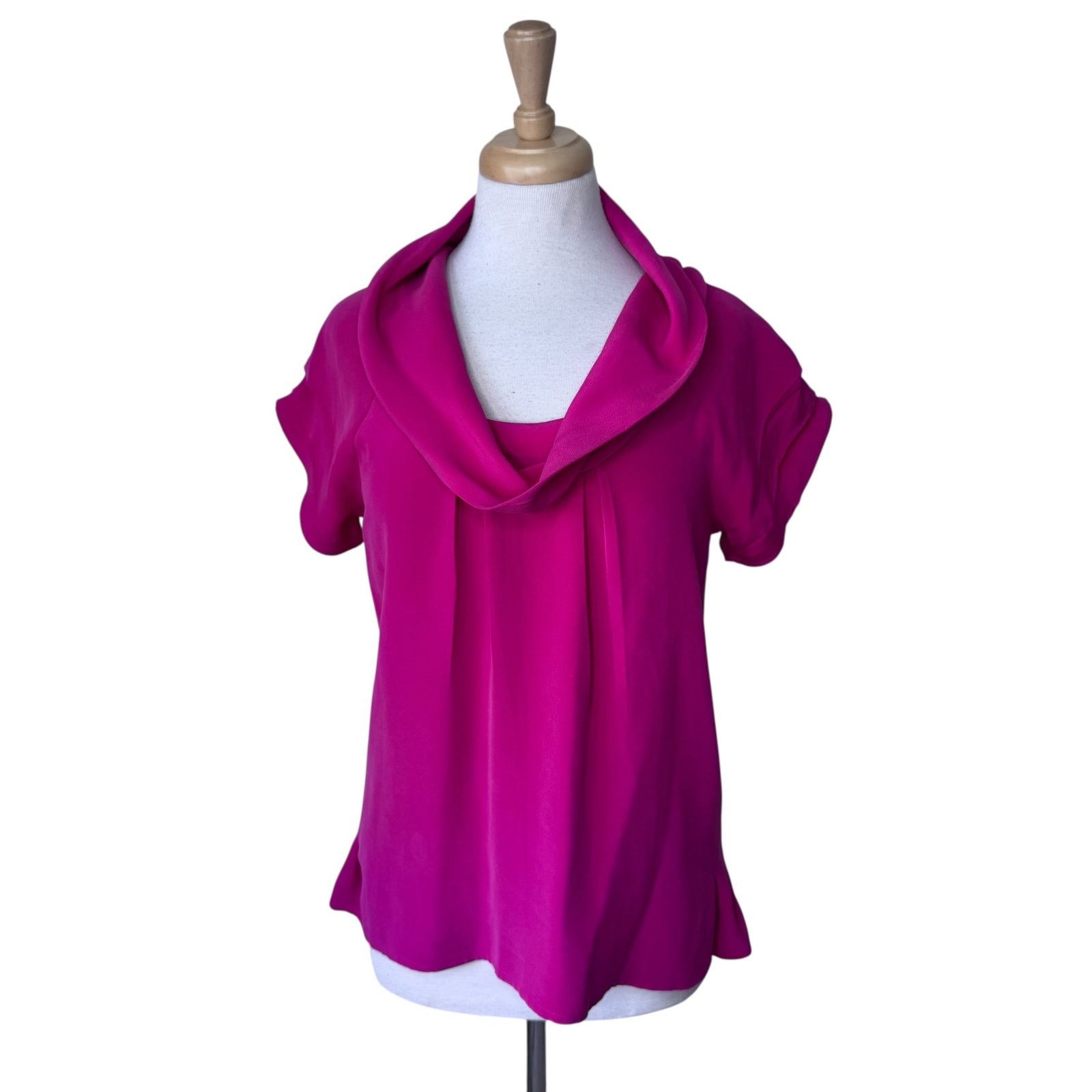 Other MADISON MARCUS Silk Fuchsia Draped Pleated Cowl Neck Blouse Size M / US 6-8 / IT 42-44 - 1 Thumbnail