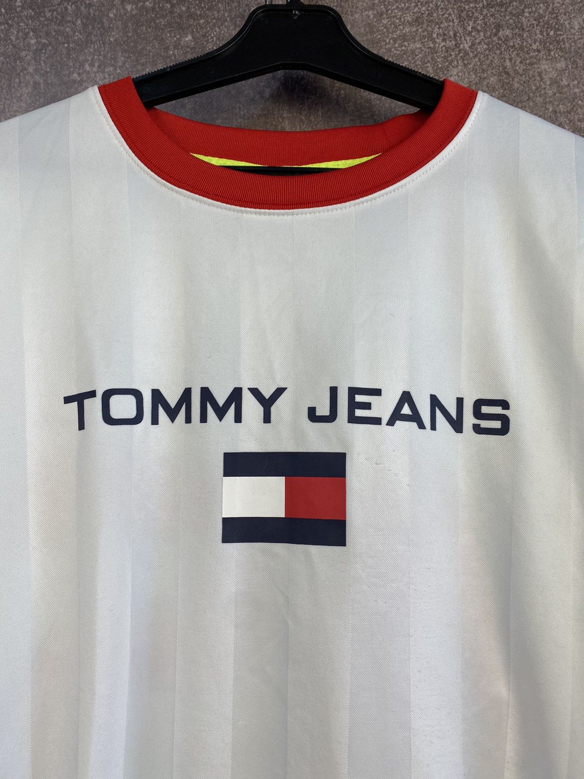Vintage Vintage 90s Tommy Hilfiger Jeans Jersey Size US L / EU 52-54 / 3 - 4 Thumbnail