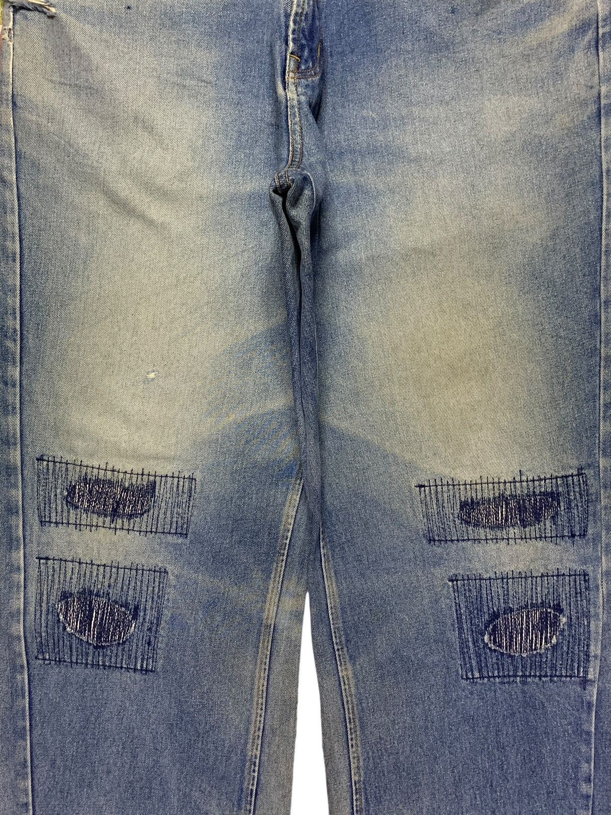 Japanese Brand × Rocawear Vintage Rocawear Faded Wash Patched Distressed Baggy Jeans Size US 37 - 5 Thumbnail