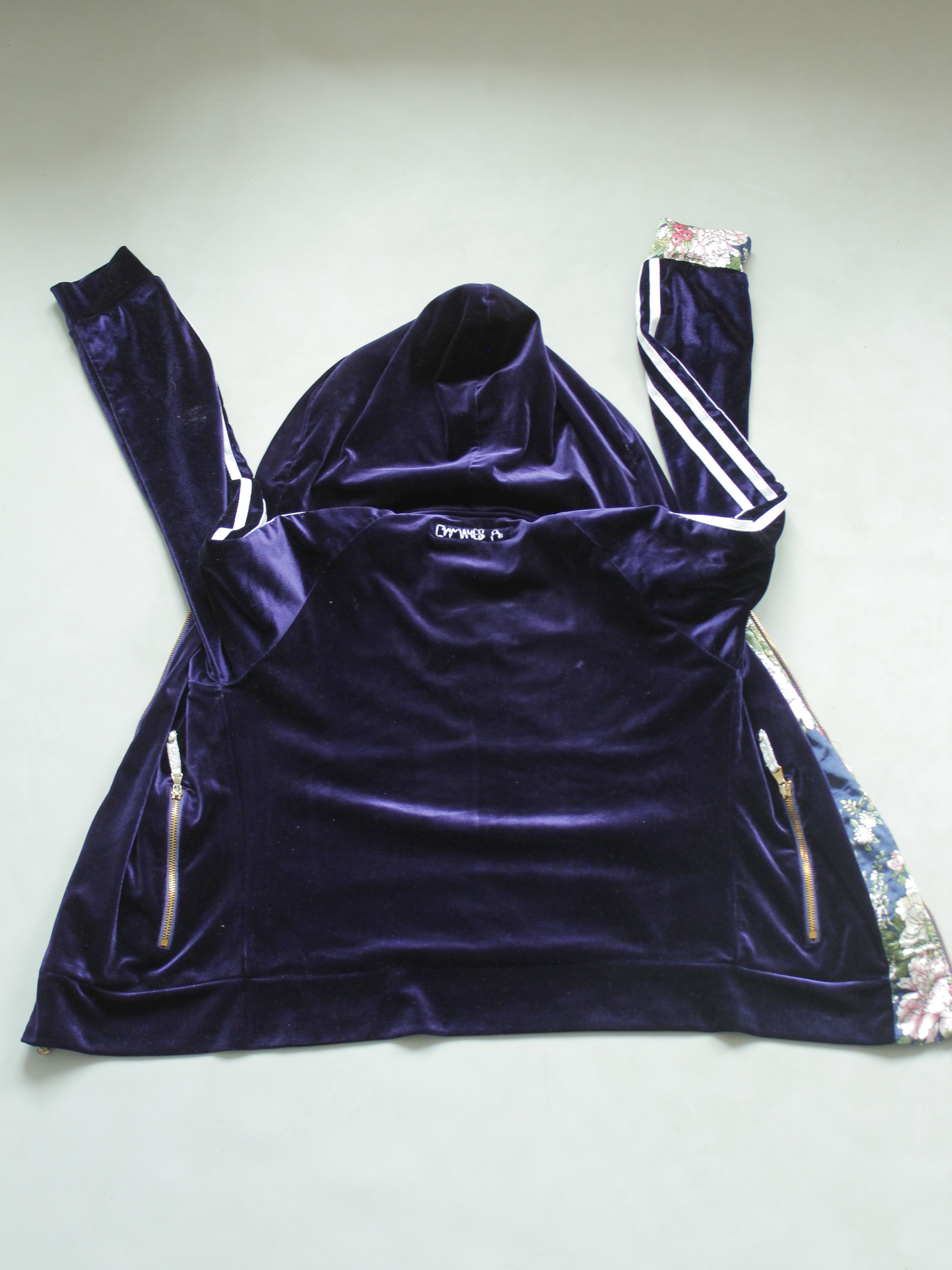 Denis Simachev Denis Simachev Womens Hoodie jacket Velour Three Stripes s m Size M / US 6-8 / IT 42-44 - 2 Thumbnail