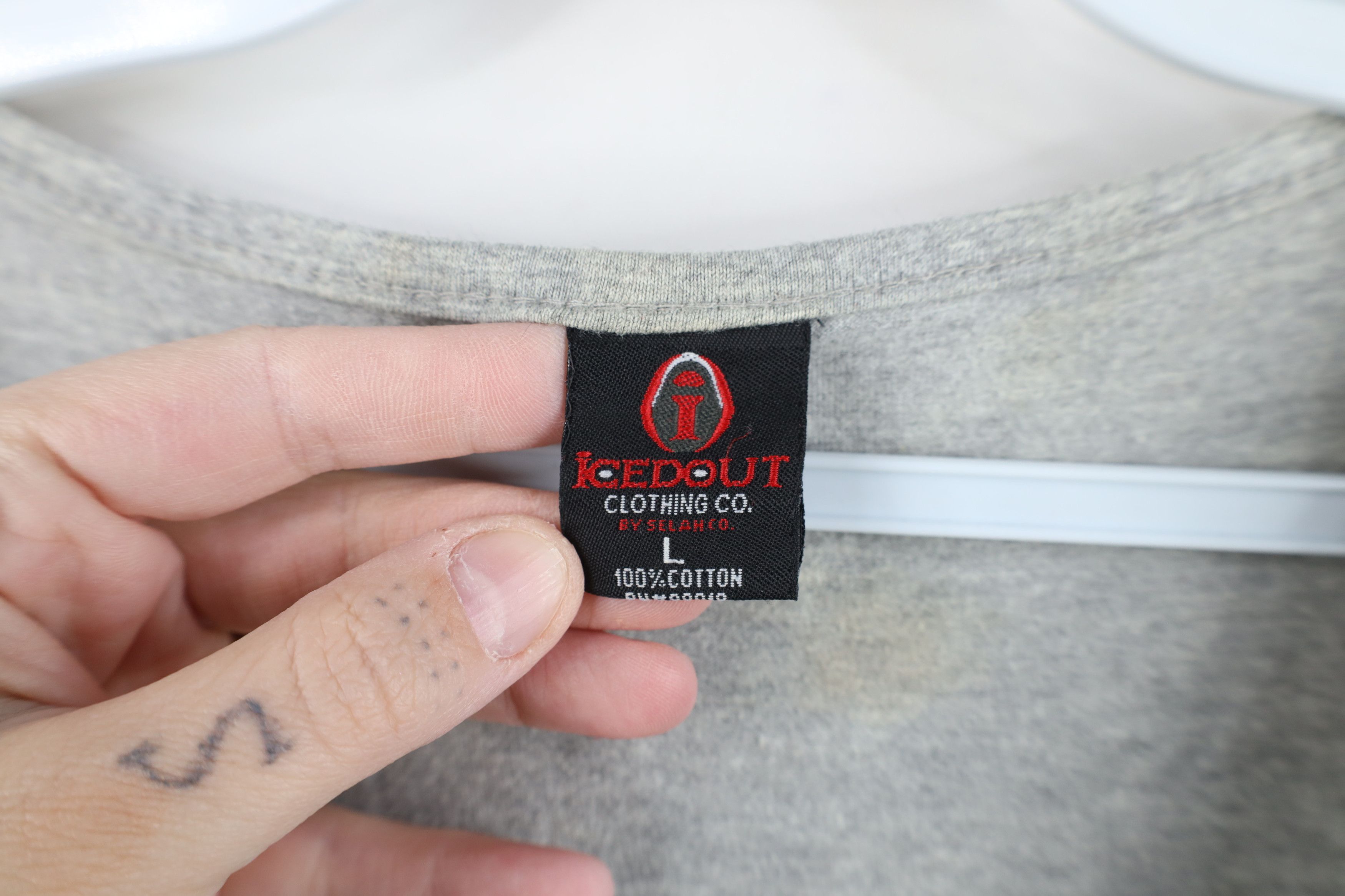 Vintage Vintage Y2K Streetwear Rap Steez Tank Top T-Shirt Gray Size US L / EU 52-54 / 3 - 10 Thumbnail