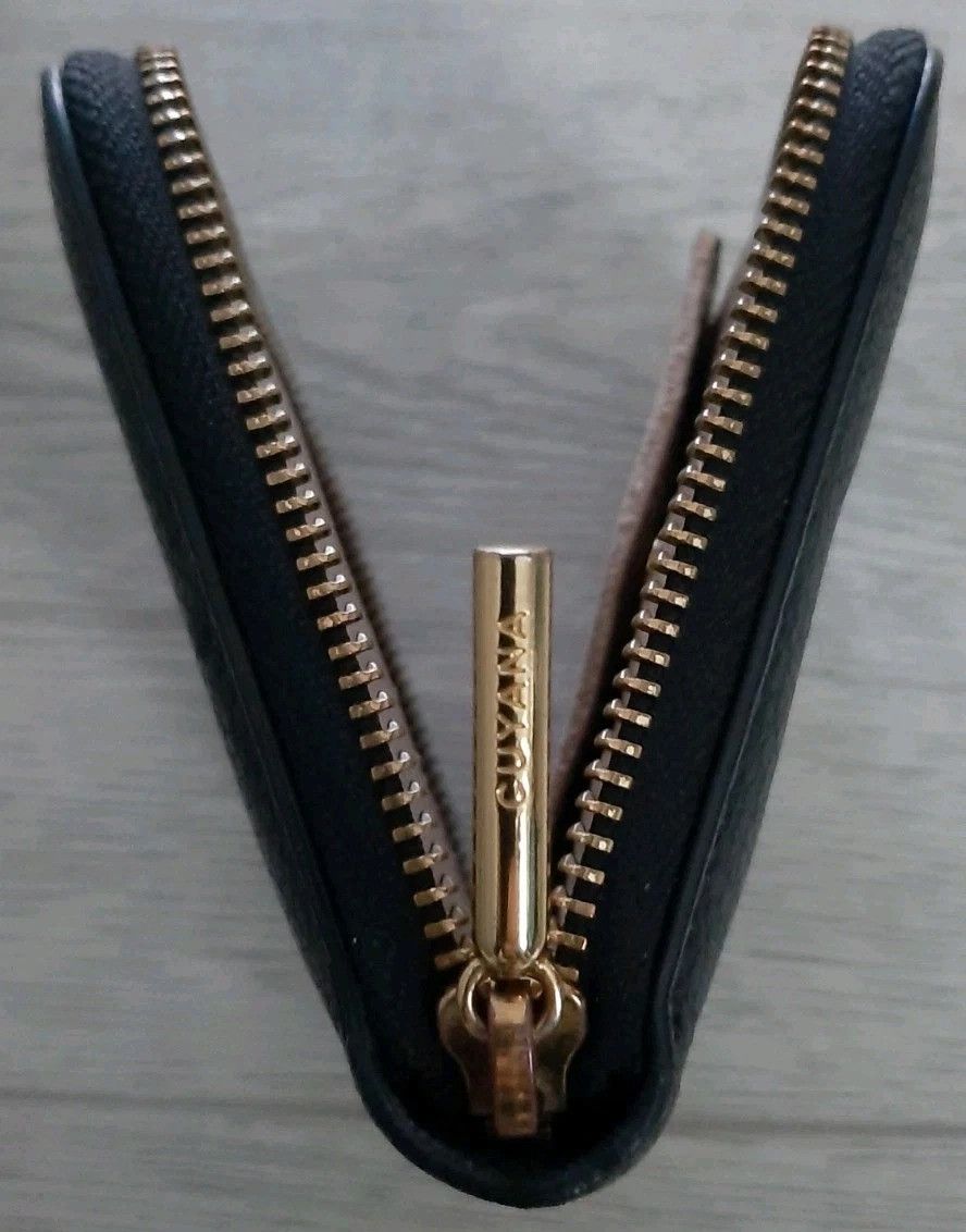 Other Cuyana Small Zip Around Wallet Black Pebbled Leather Size ONE SIZE - 4 Thumbnail