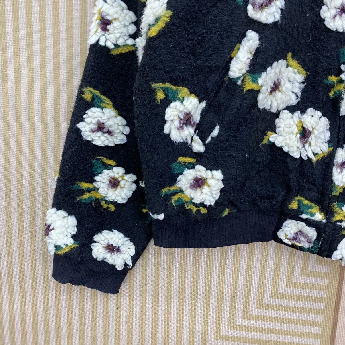 Issey Miyake 🫶Inspired Issey Miyake Merry Jenny Floral Bomber Jacket Size M / US 6-8 / IT 42-44 - 5 Thumbnail