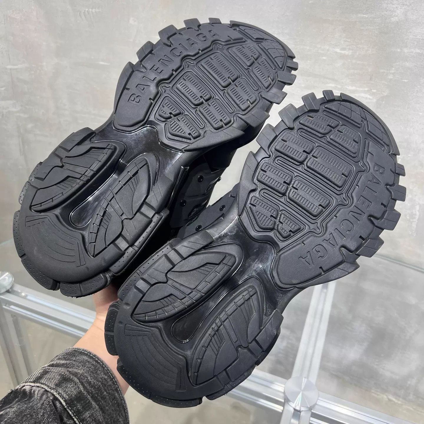 Balenciaga Balenciaga BLCG TRACK Black 43 Dad Shoe Size US 10 / EU 43 - 7 Thumbnail